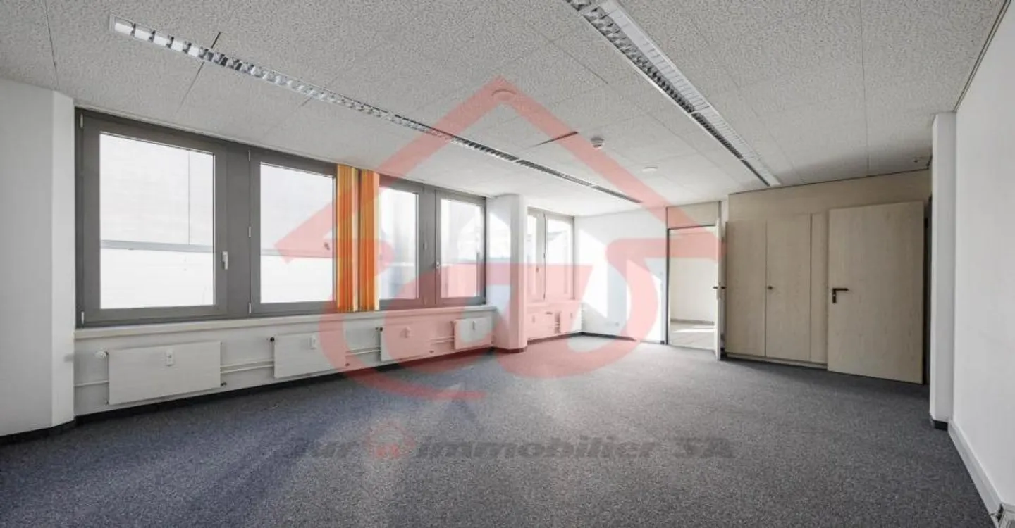 Bureau spacieux à Delémont - Photo 4 sur 9