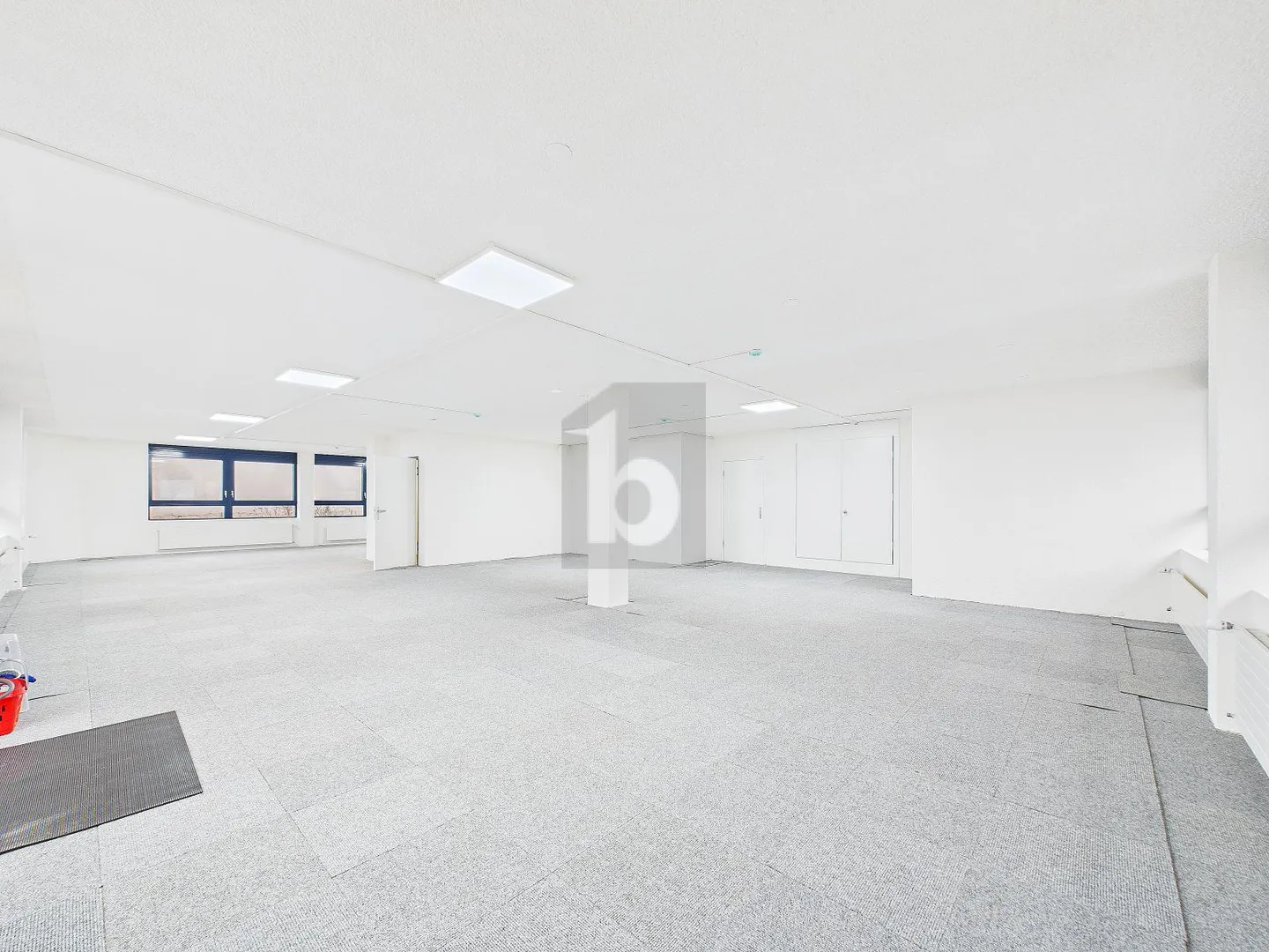 Showroom de premier choix à Zuchwil - Photo 3 sur 6