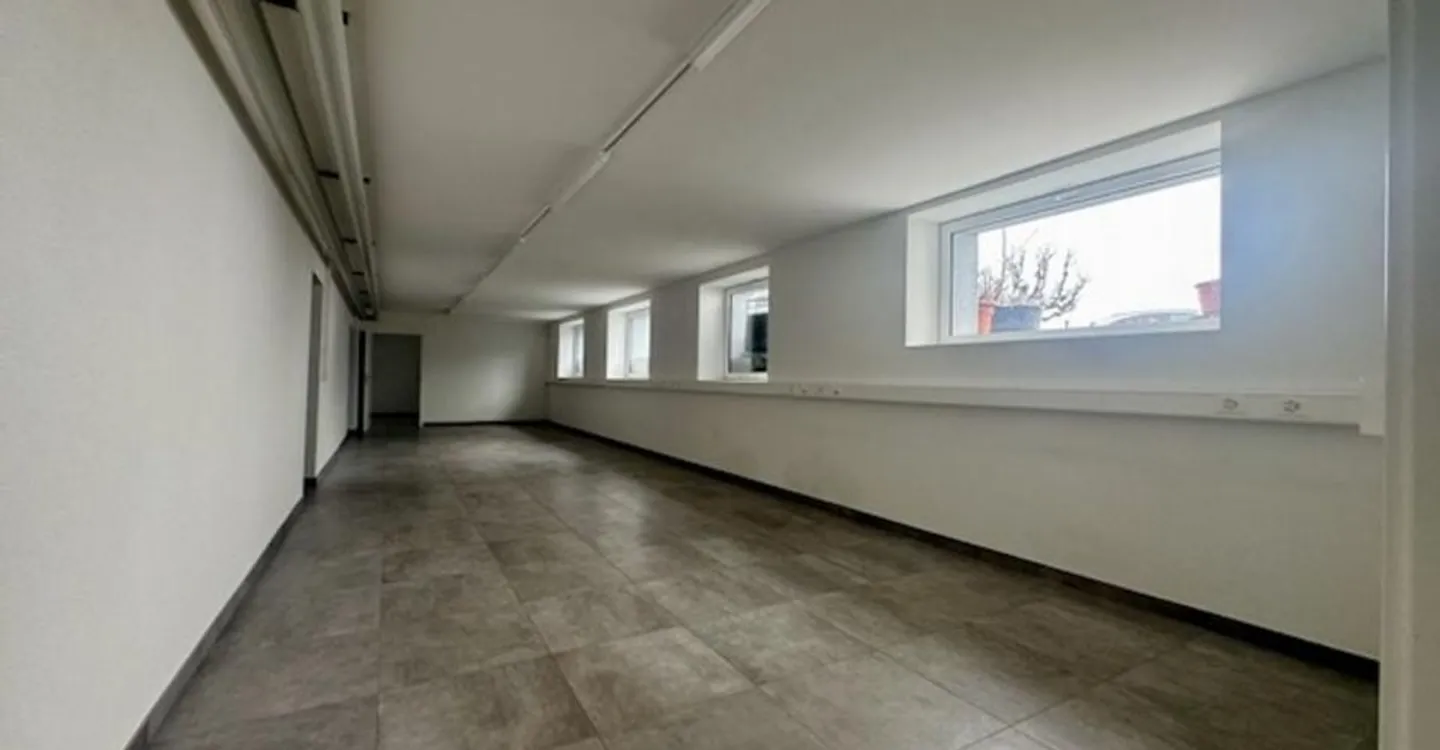 Commercial Space in Scenic Valley - Photo 9 of 10