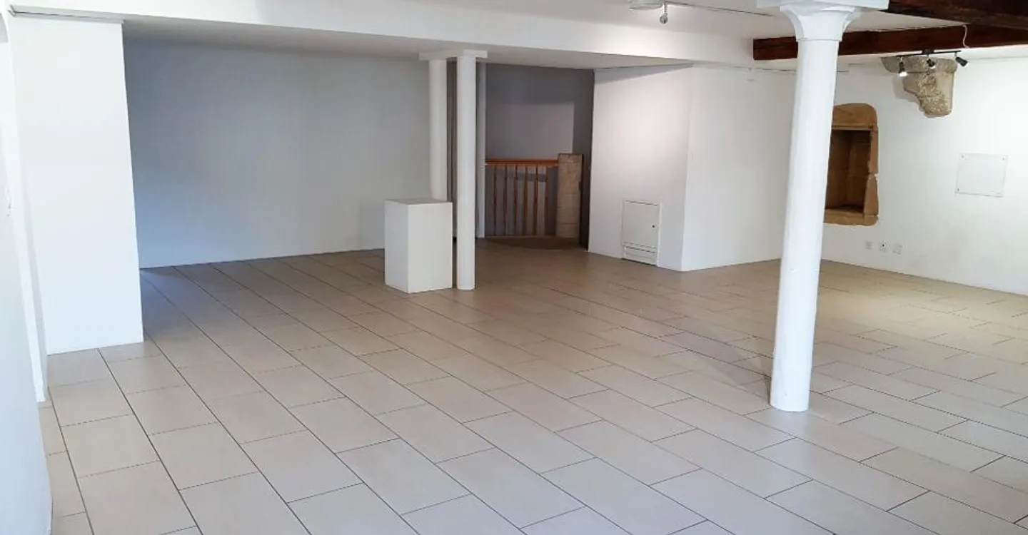 Commercial Space in Valangin - Photo 4 of 13