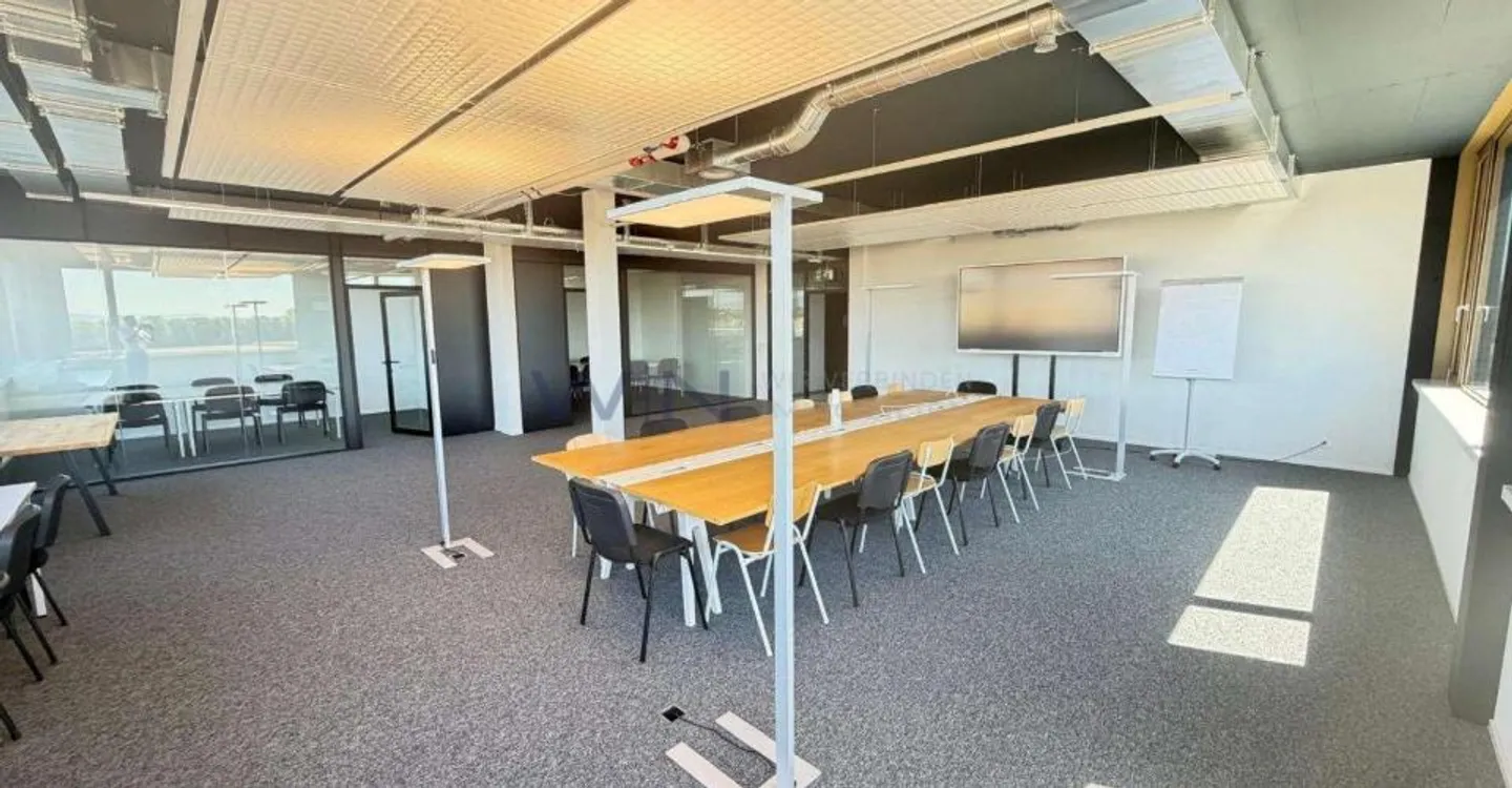 Espace de Bureau Flexible - Photo 1 sur 12