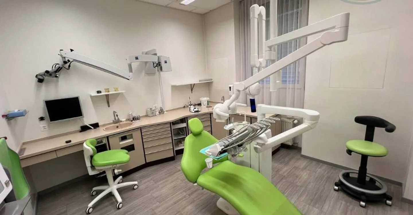 Functional Medical Office Space - Photo 5 of 12