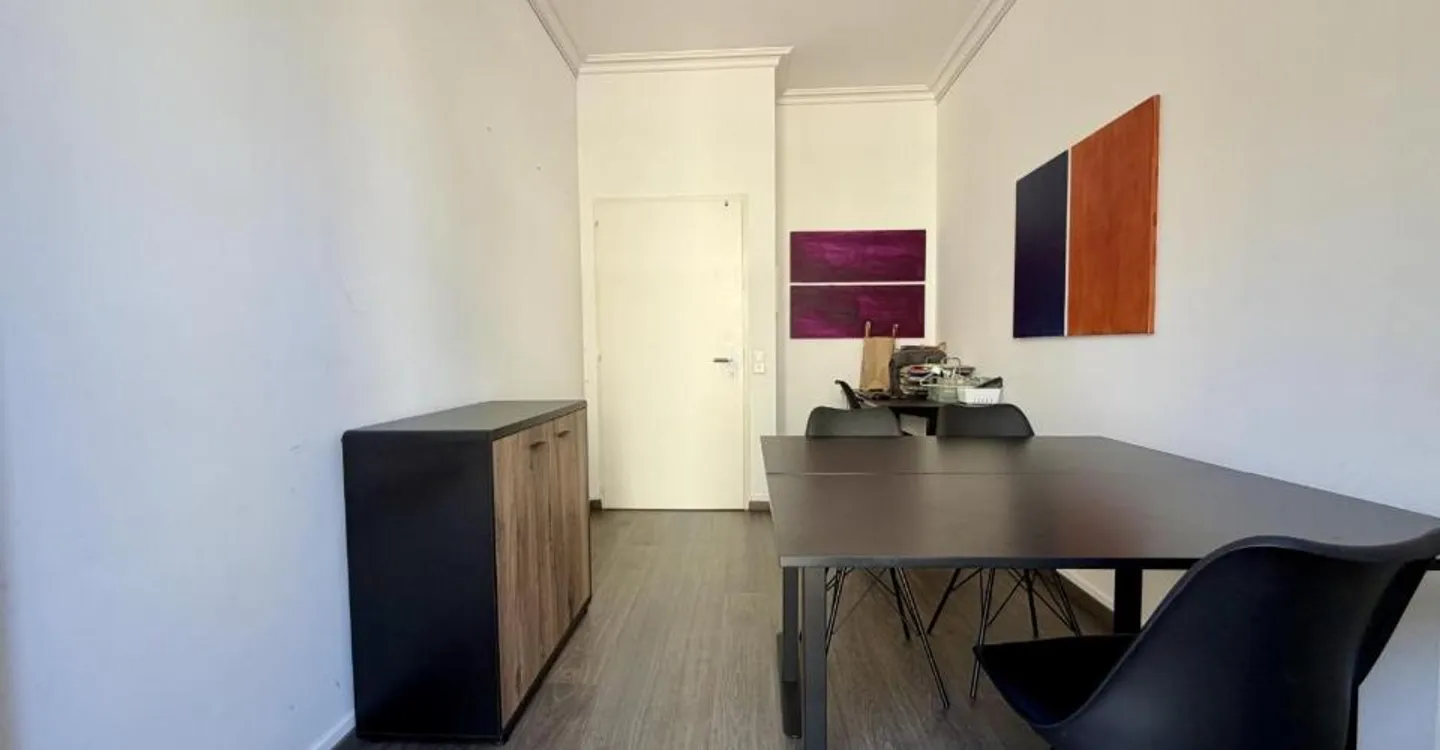 Office Space in Eaux-Vives - Photo 2 of 5