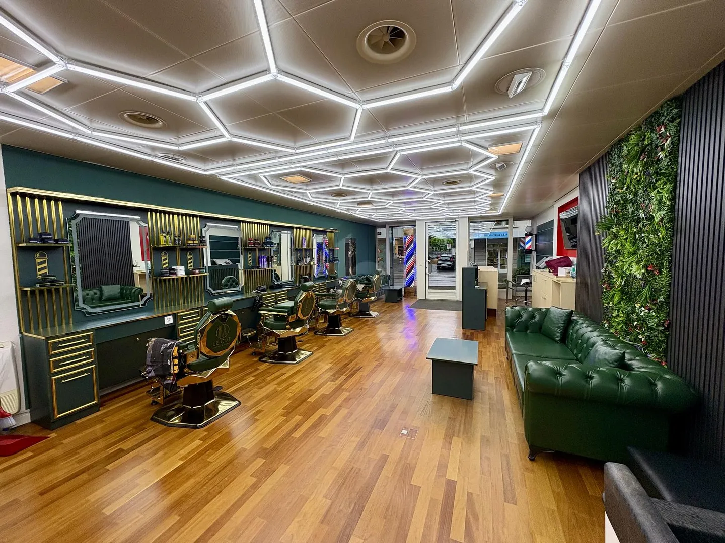 Versatile Commercial Space - Photo 2 of 6