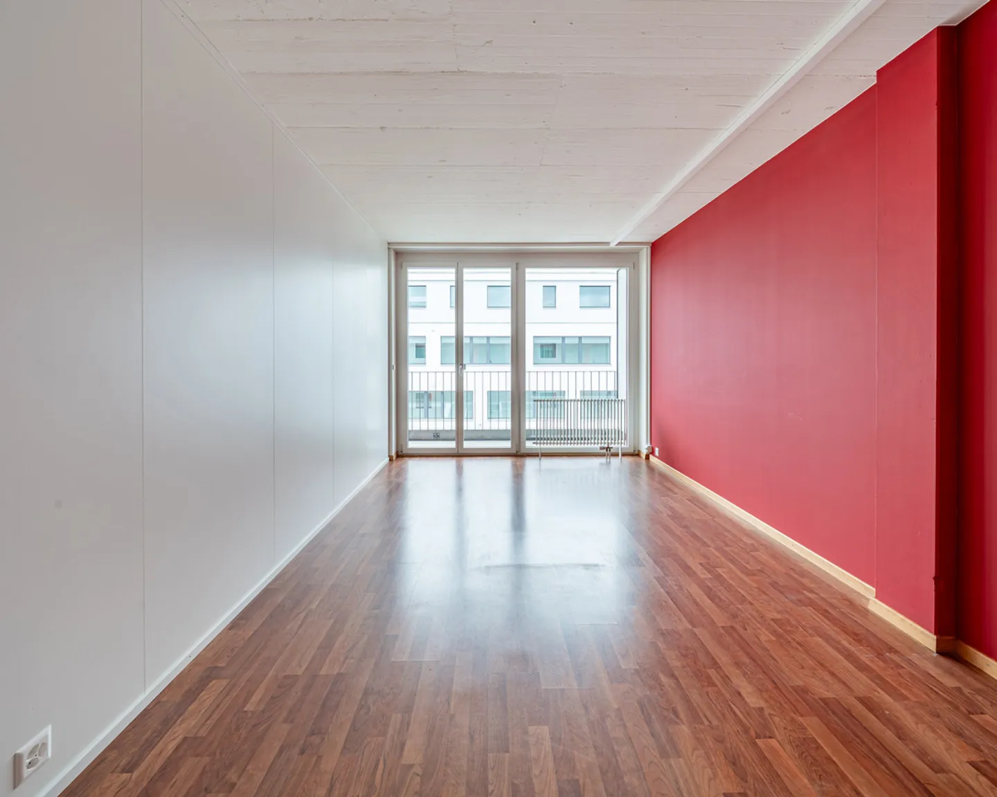 Attractive office space in prime location - Photo 5 of 9