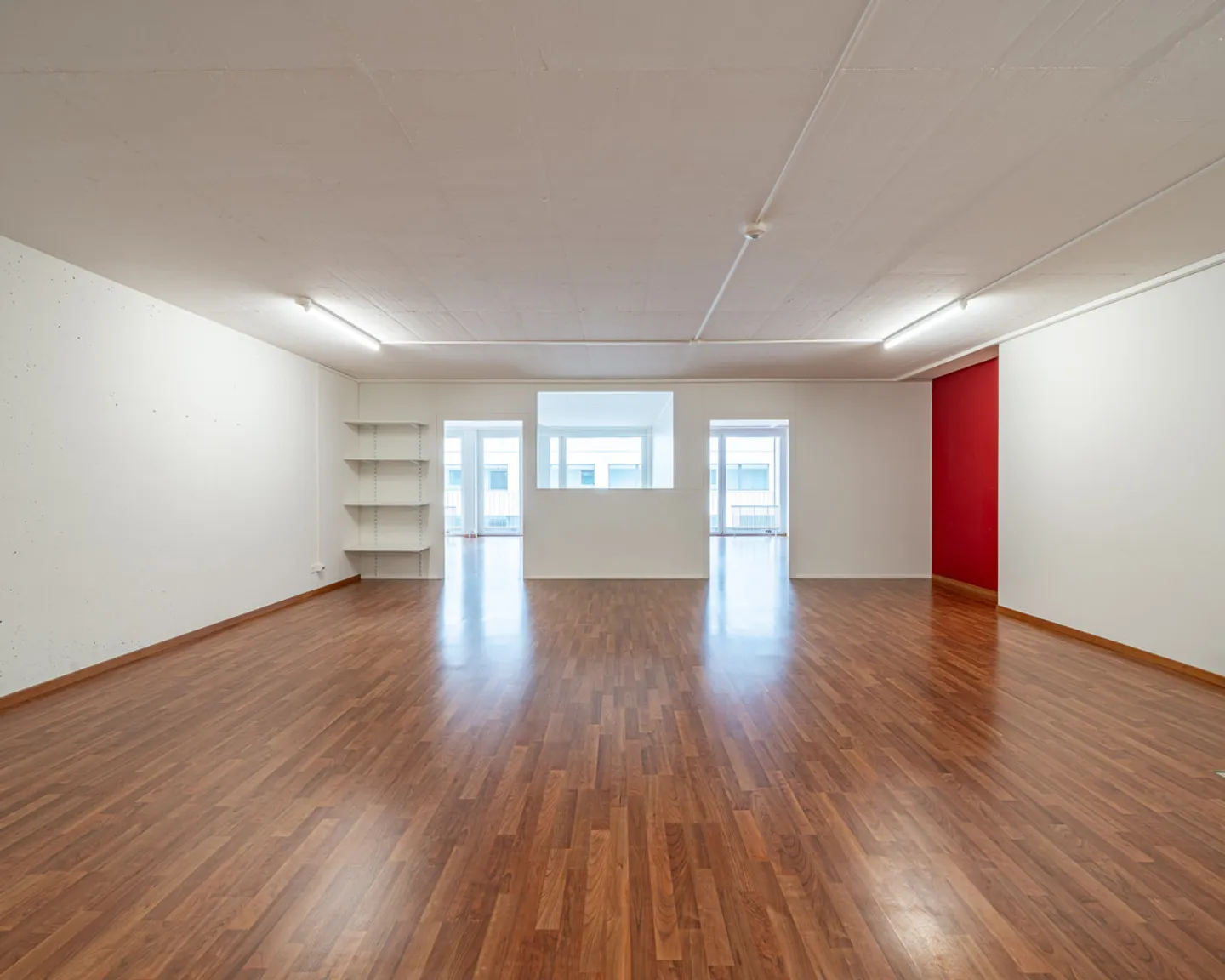 Attractive office space in prime location - Photo 4 of 9
