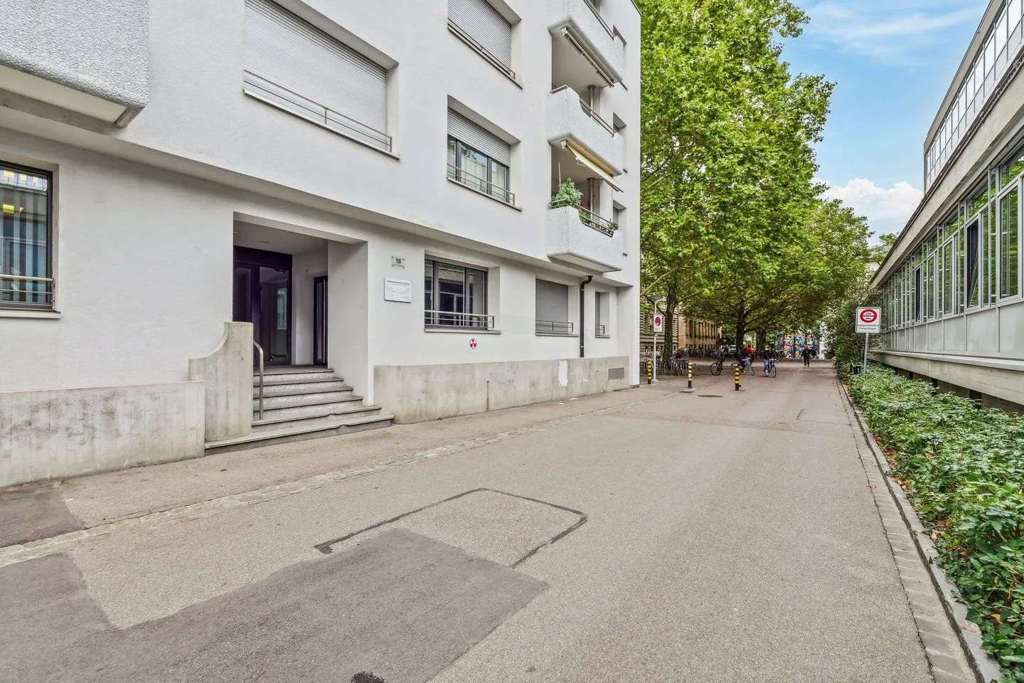 105m² Office and Studio Space in the Center of Basel - Photo 3 of 6