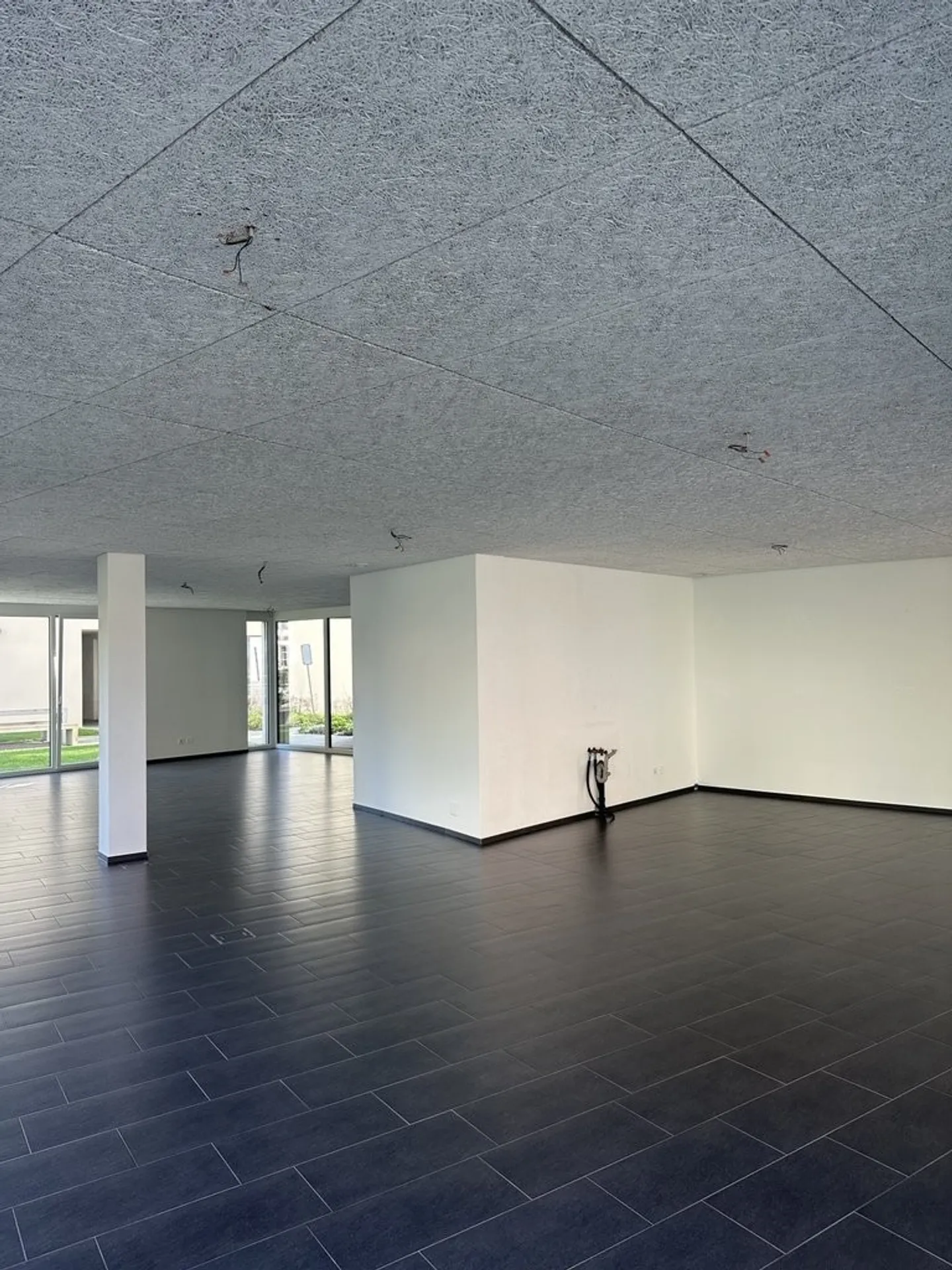 Modern commercial space in prime location in Heerbrugg - Photo 5 of 9