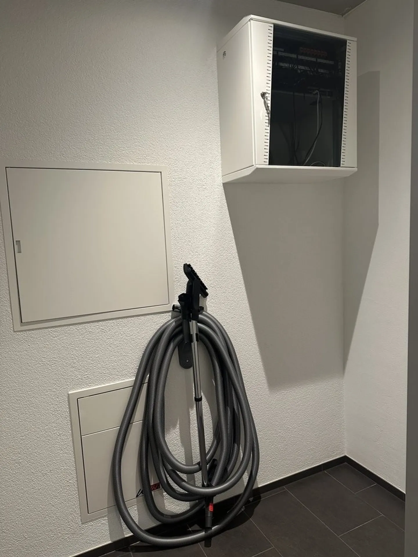 Modern commercial space in prime location in Heerbrugg - Photo 8 of 9
