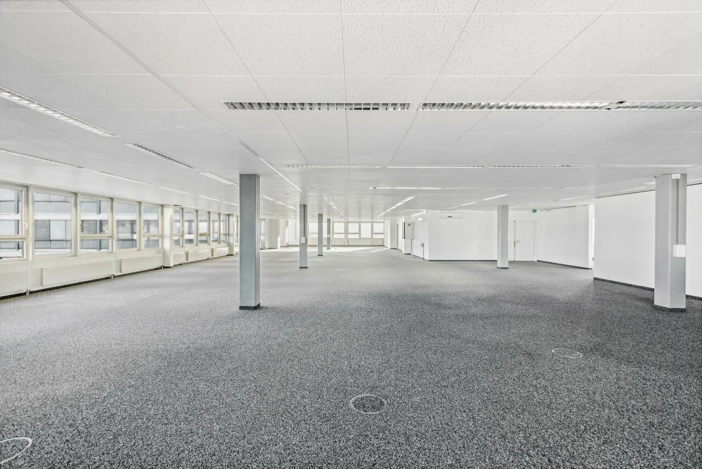 Work where flexibility meets infrastructure - Photo 6 of 8