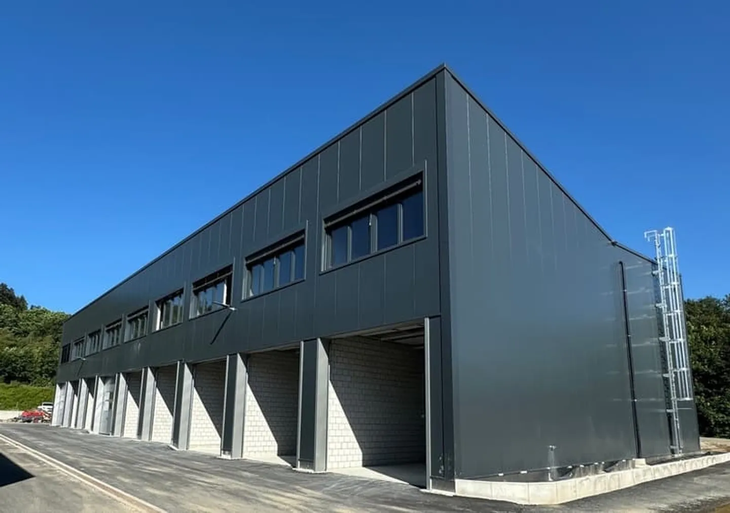 Box commerciali direttamente sul Reno - Foto 7 di 9
