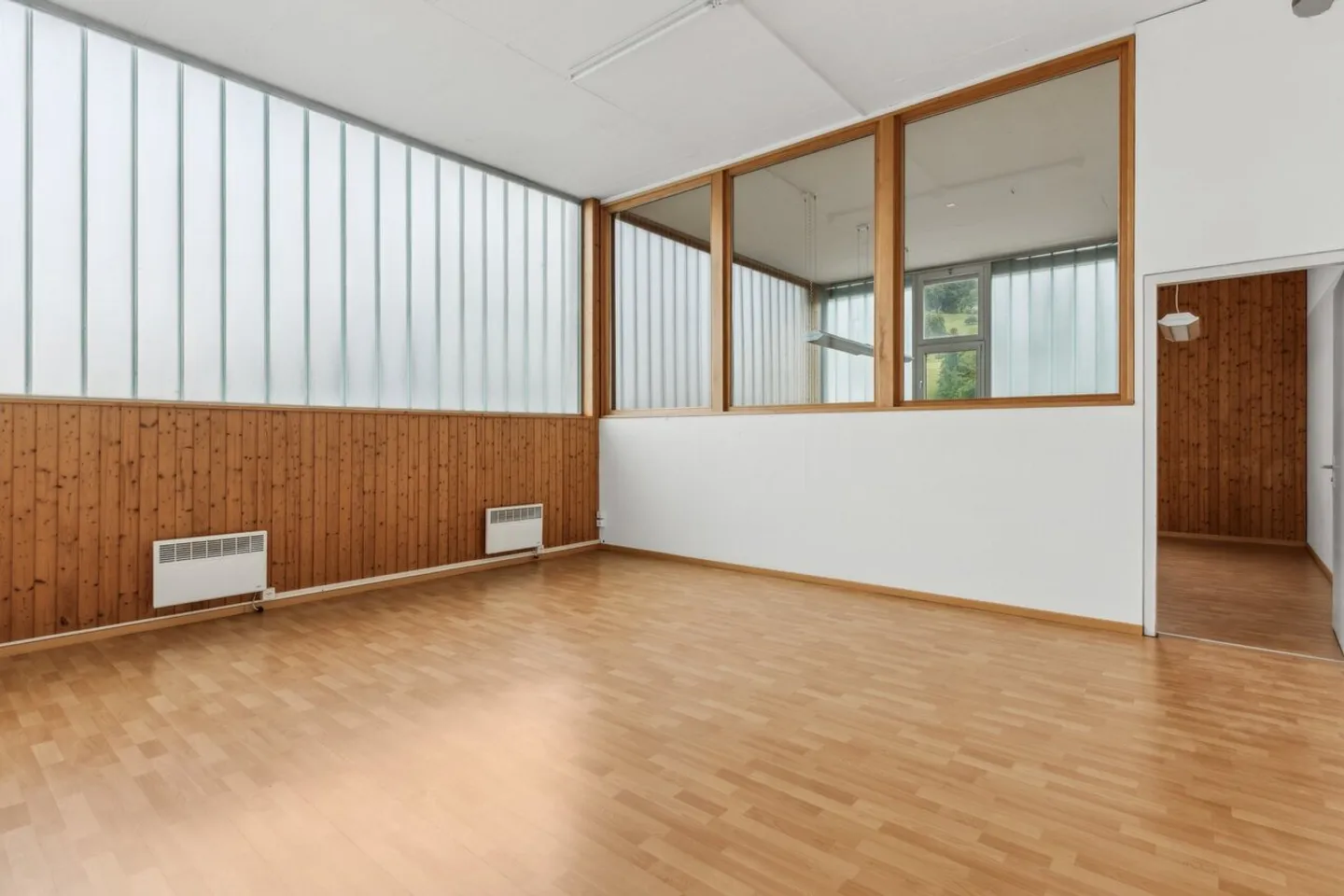 Studio space in the industrial district Oberfeld - Photo 3 of 4