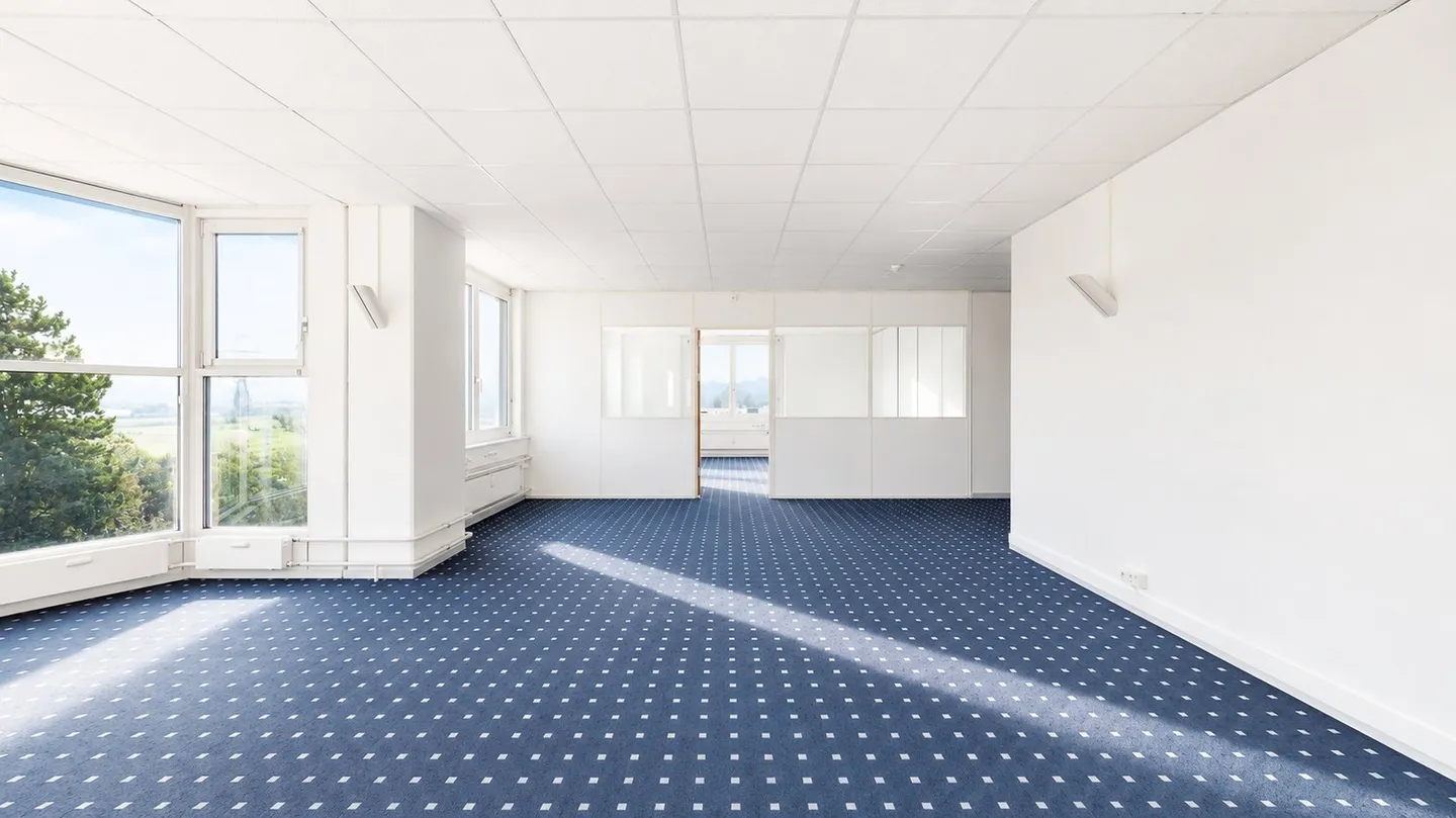 Flexible office spaces from 50m² at attractive conditions - Photo 7 of 13