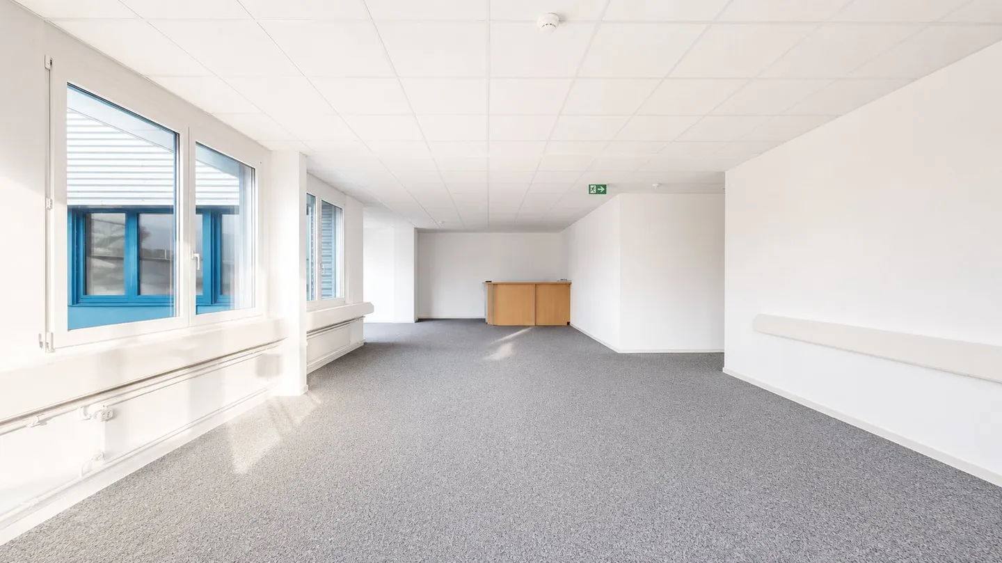 Your new business location at attractive conditions - Photo 9 of 13