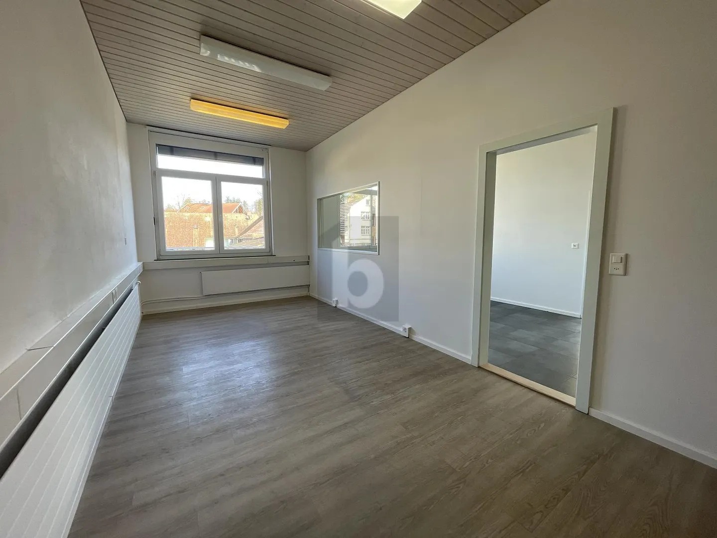 Modernes Büro in Wangen - Foto 2 von 6