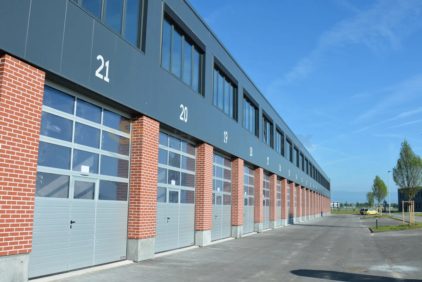Streetbox von 230 m2 sehr gut gelegen! - Foto 2 von 4