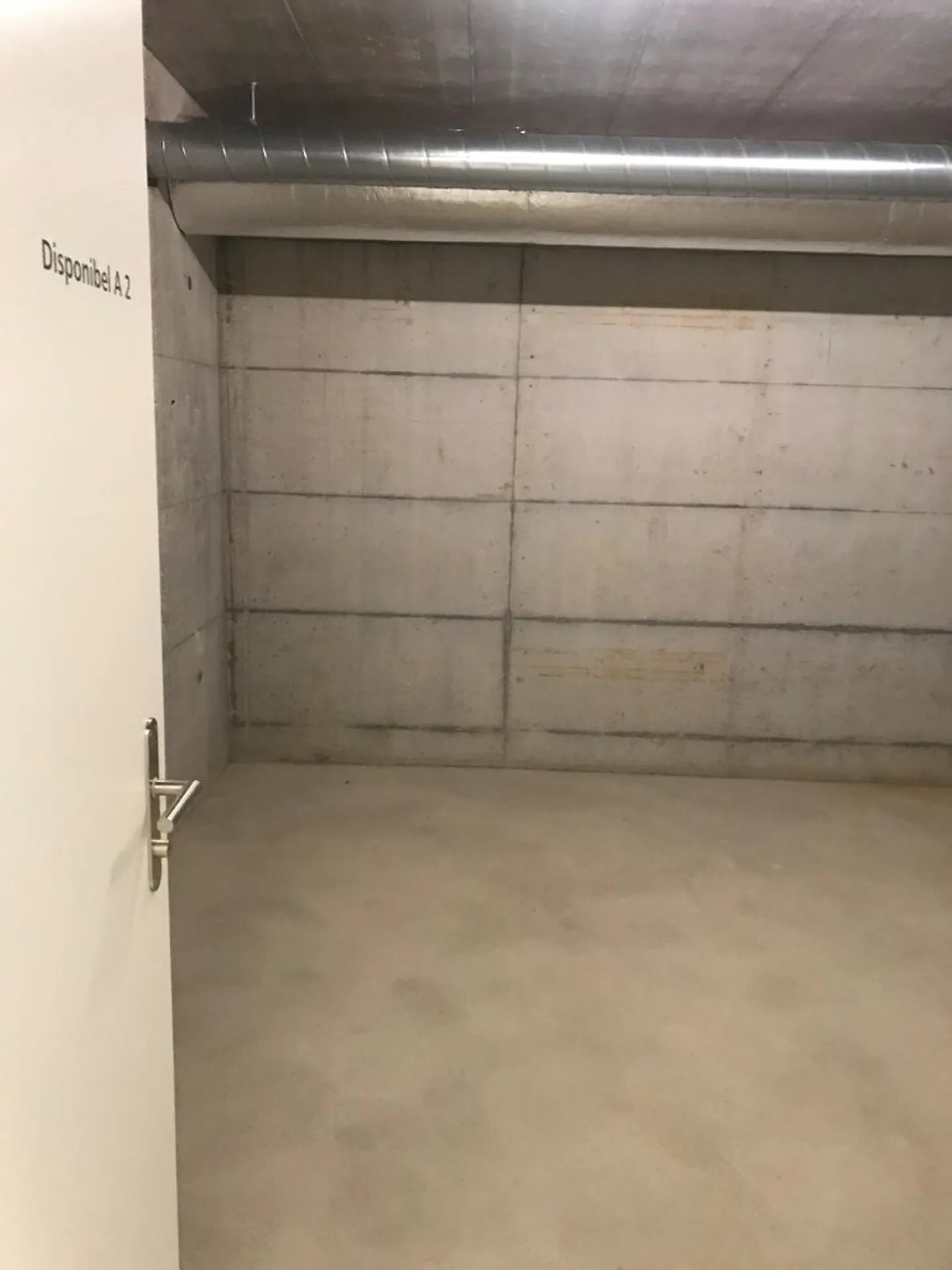 Grosszügiger Bastelraum zu vermieten - Foto 2 von 4
