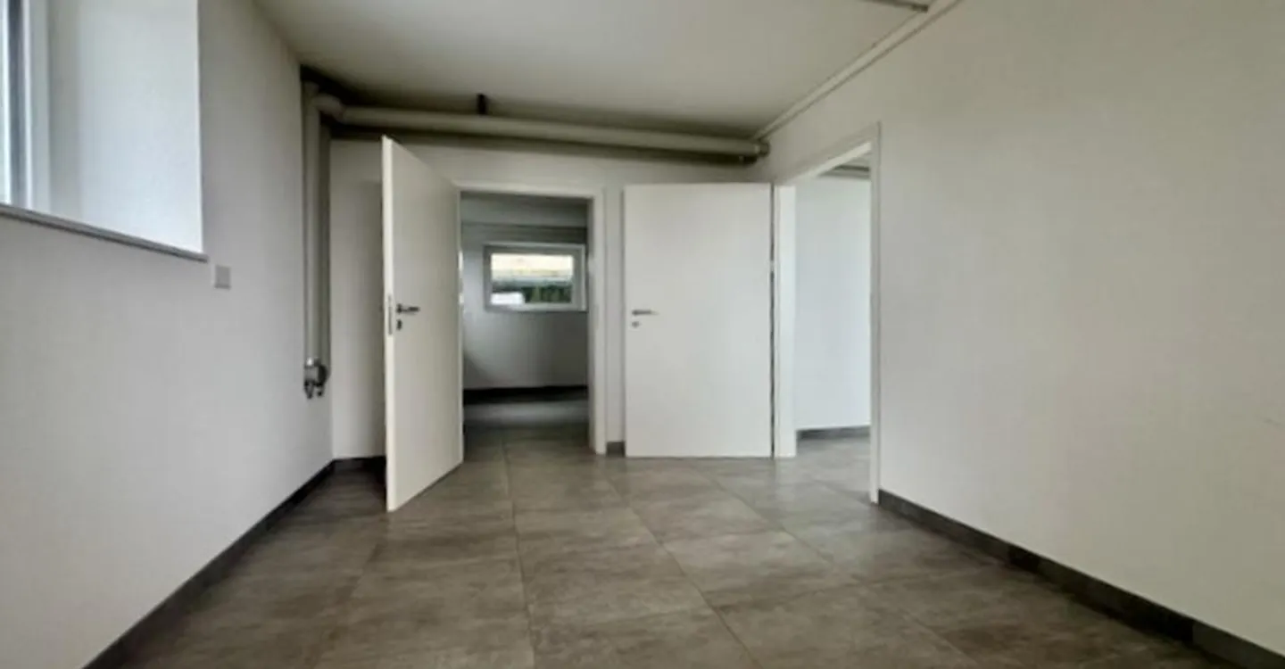 Espace Commercial dans la Vallée - Photo 5 sur 10