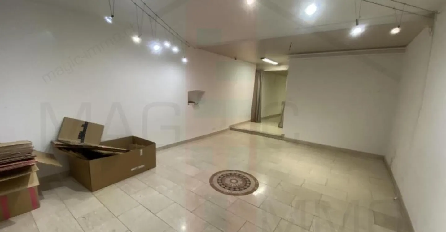 Commercial space with window in the city center of Delémont - Photo 6 of 9