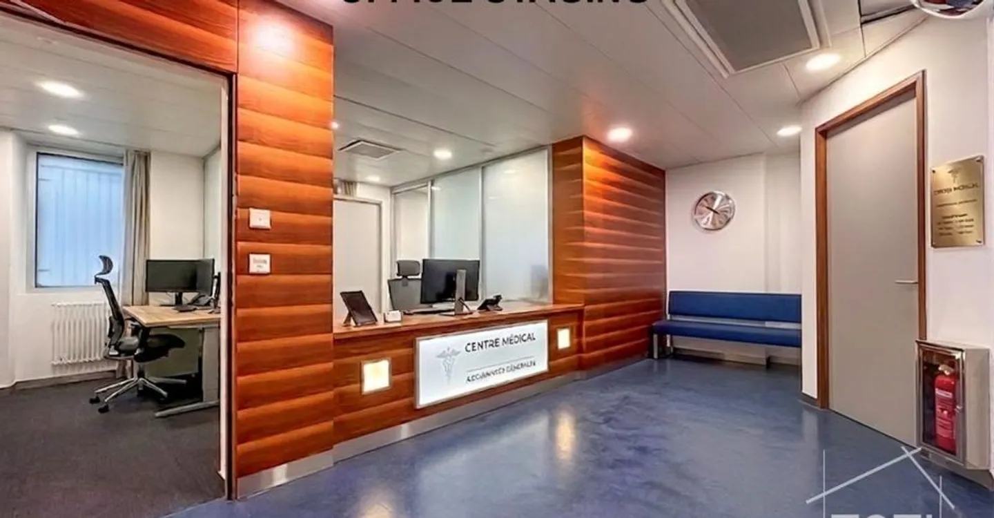 Espace Commercial au Centre-Ville - Photo 10 sur 13