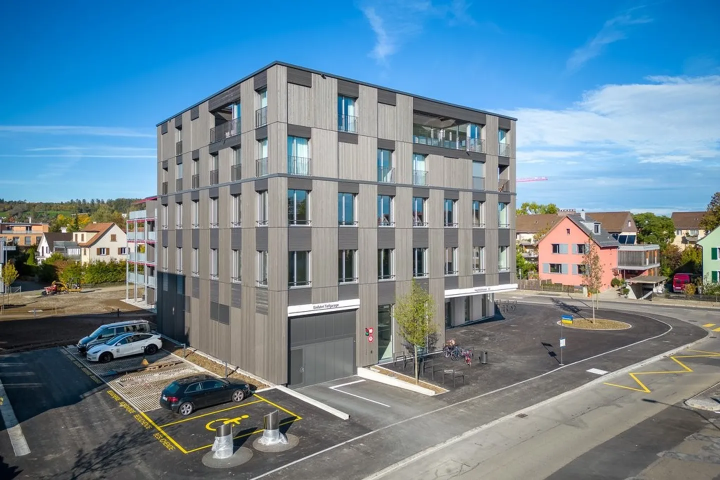 Bureau spacieux (260 m2) à louer à Winterthur - Photo 2 sur 8