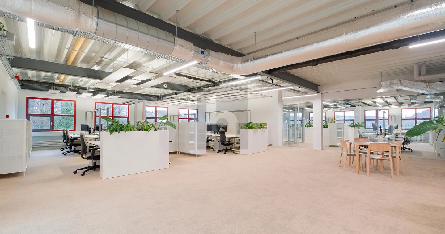 IN A GOOD LOCATION WITH OPTION FOR CO-CREATION - Photo 2 of 6
