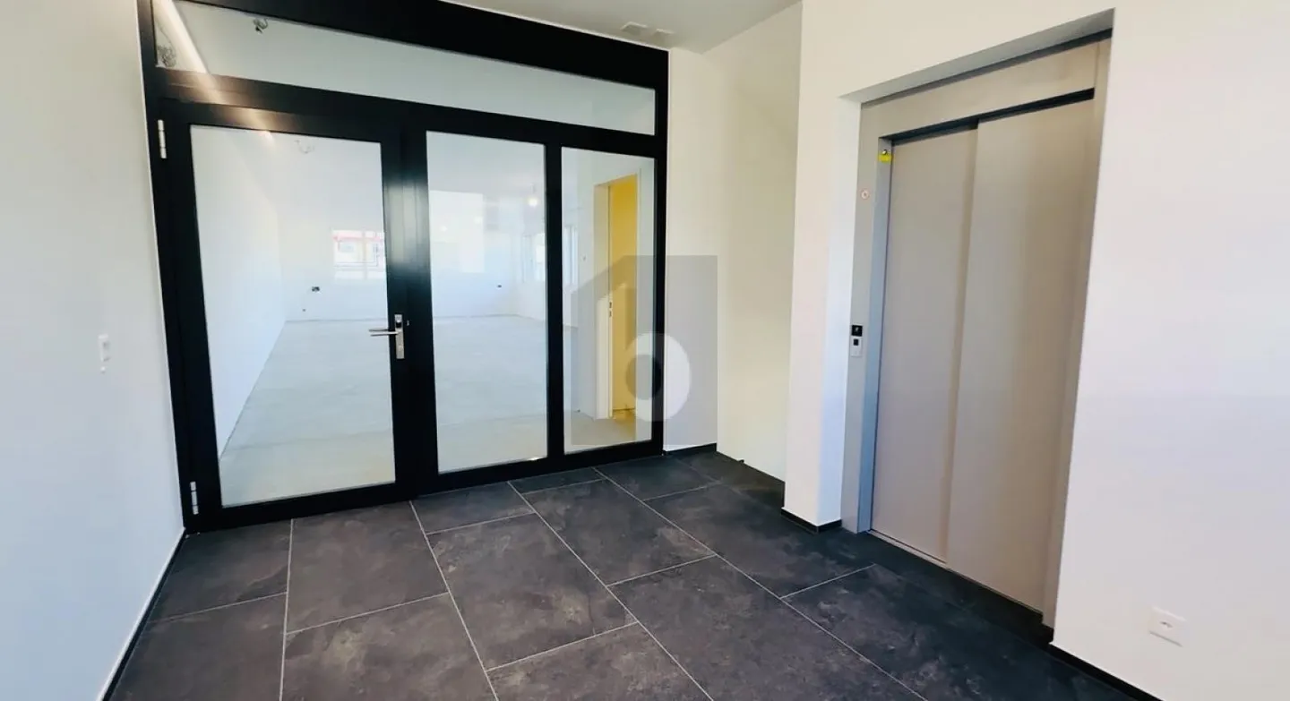 YOUR VISION. YOUR OFFICE. YOUR DESIGN - Photo 2 of 5
