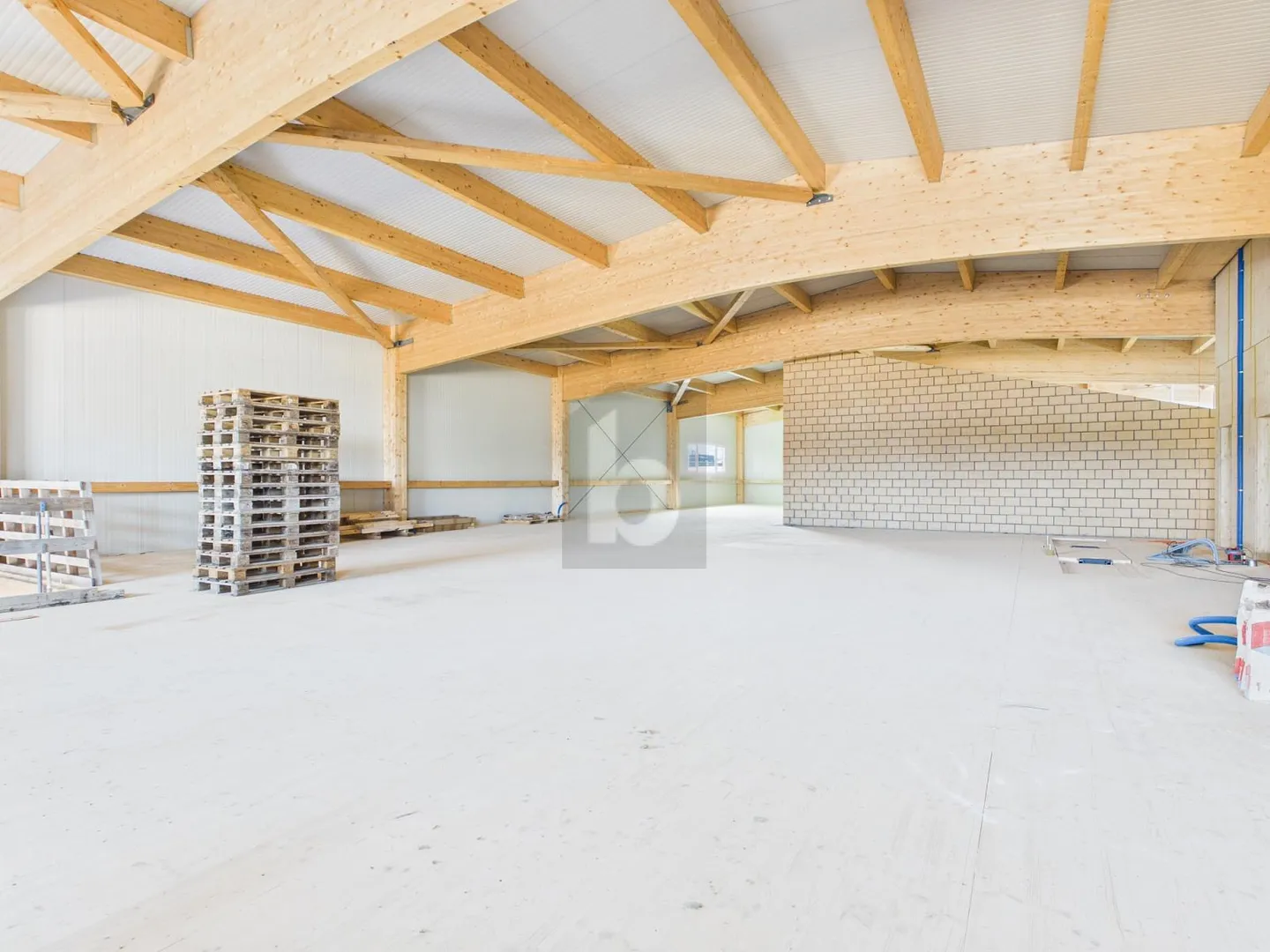 NEW BUILD FLEXIBLE COMMERCIAL SPACE - Photo 2 of 6