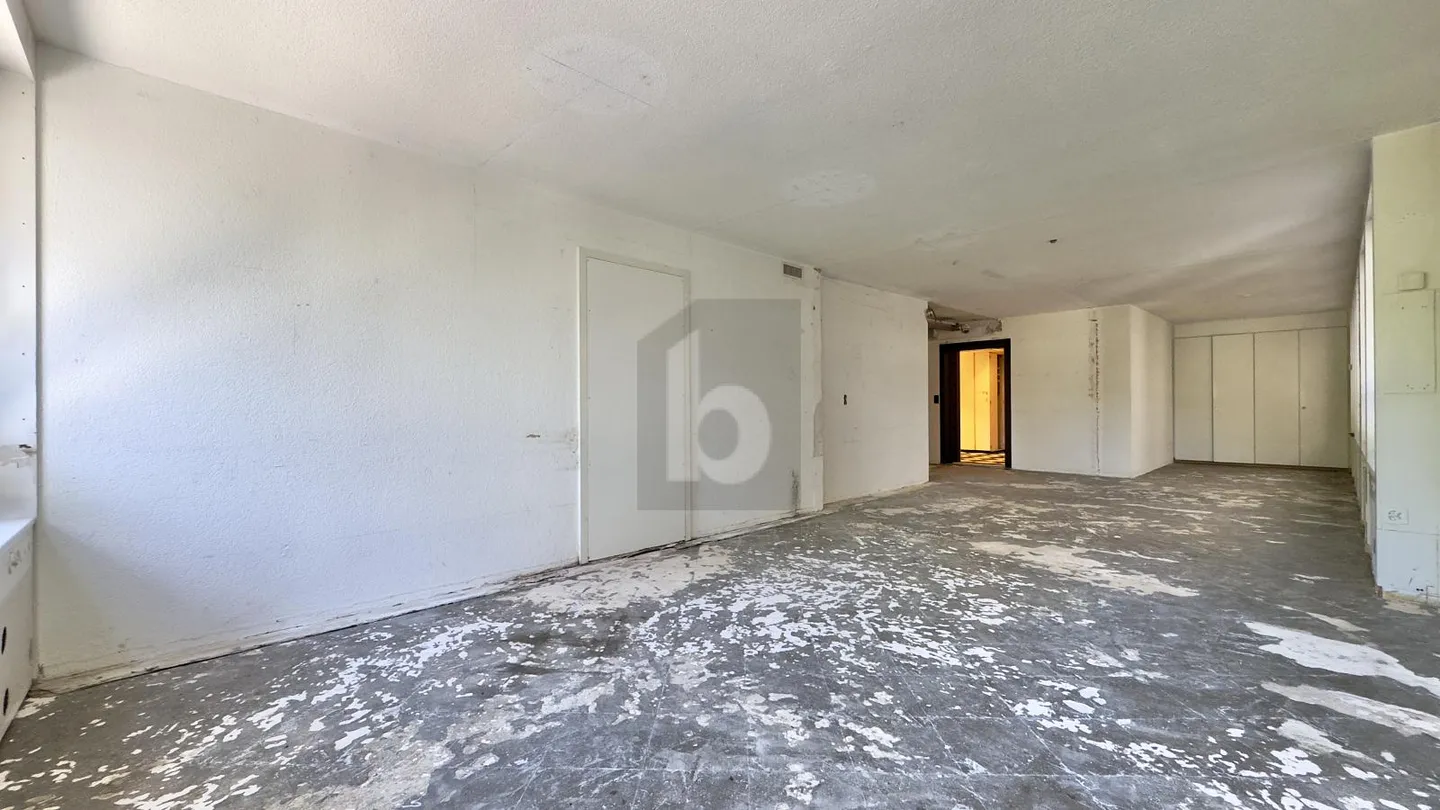 CENTRAL AND IN A DESIRABLE LOCATION - Photo 2 of 6