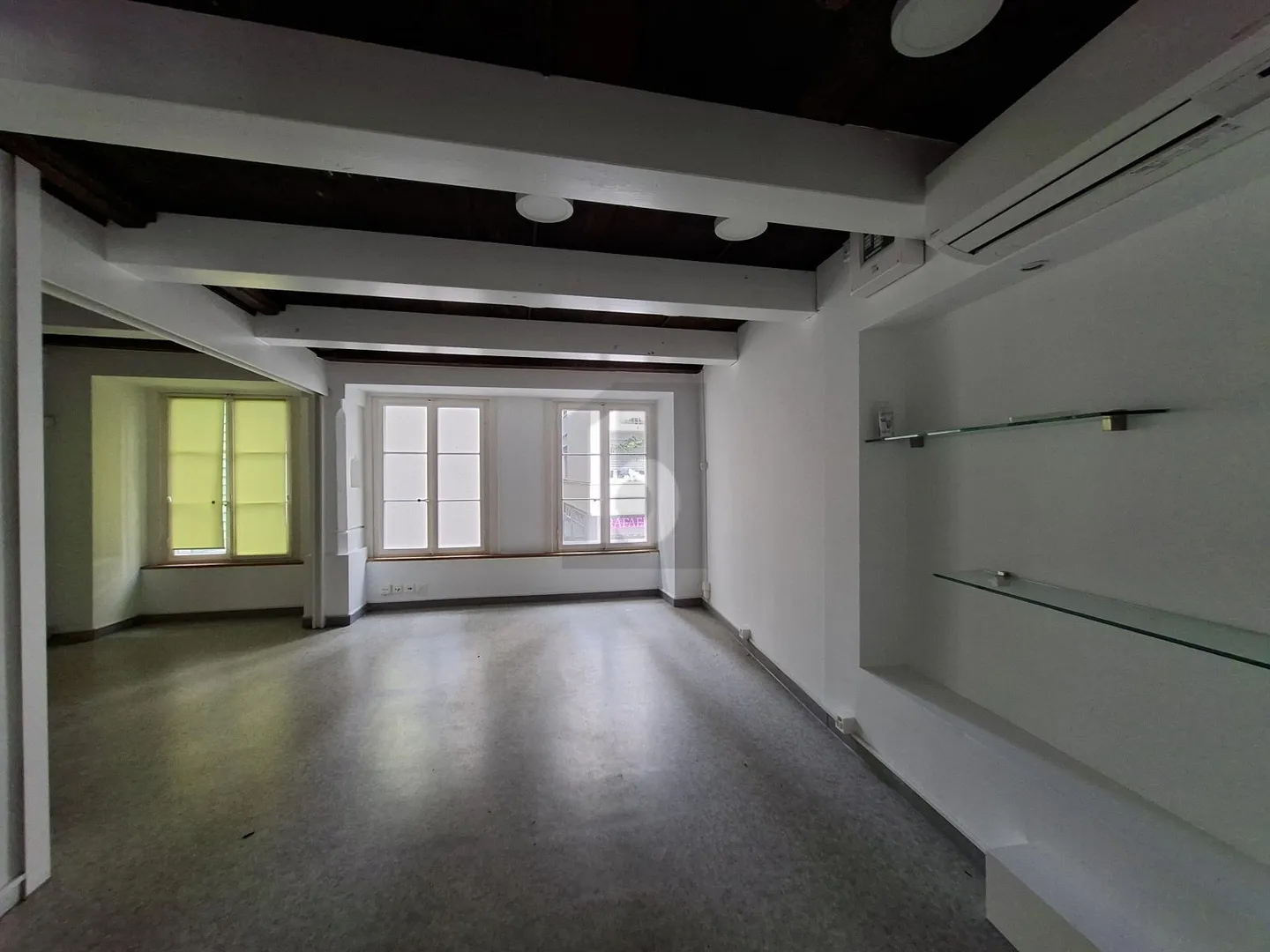 YOUR NEW WORKSPACE IN THE HEART OF LUCERNE - Photo 5 of 6