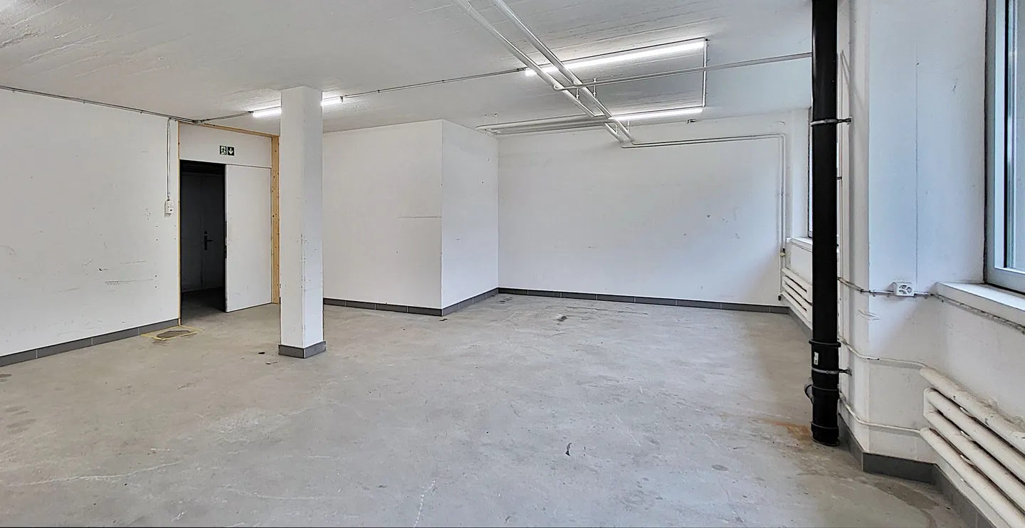137 m² di spazio commerciale con consegna! - Foto 2 di 6