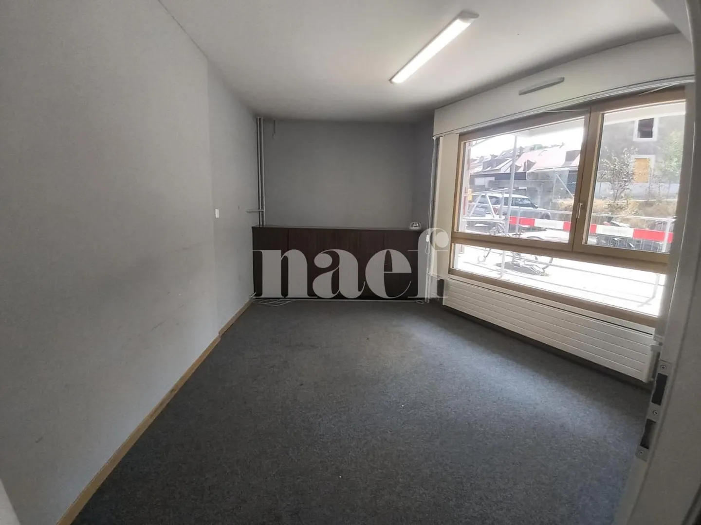Offices of approximately 116 m2 - Photo 3 of 10