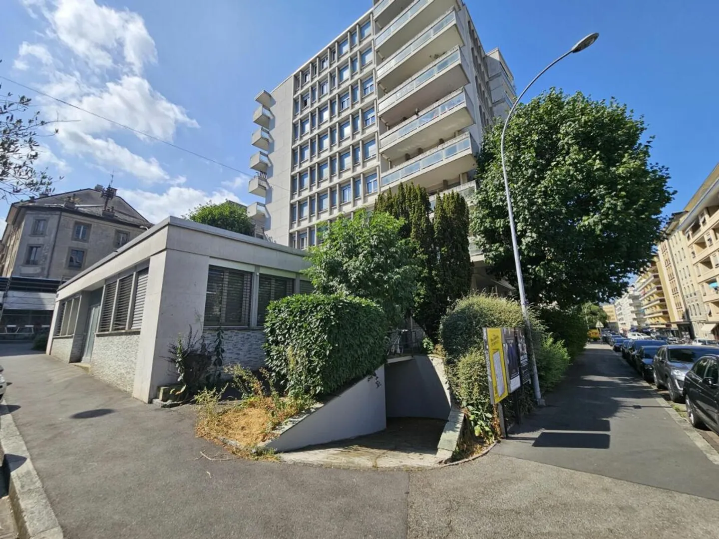 Uffici 110m2 al piano terra, quartiere delle Eaux Vives - Foto 9 di 11