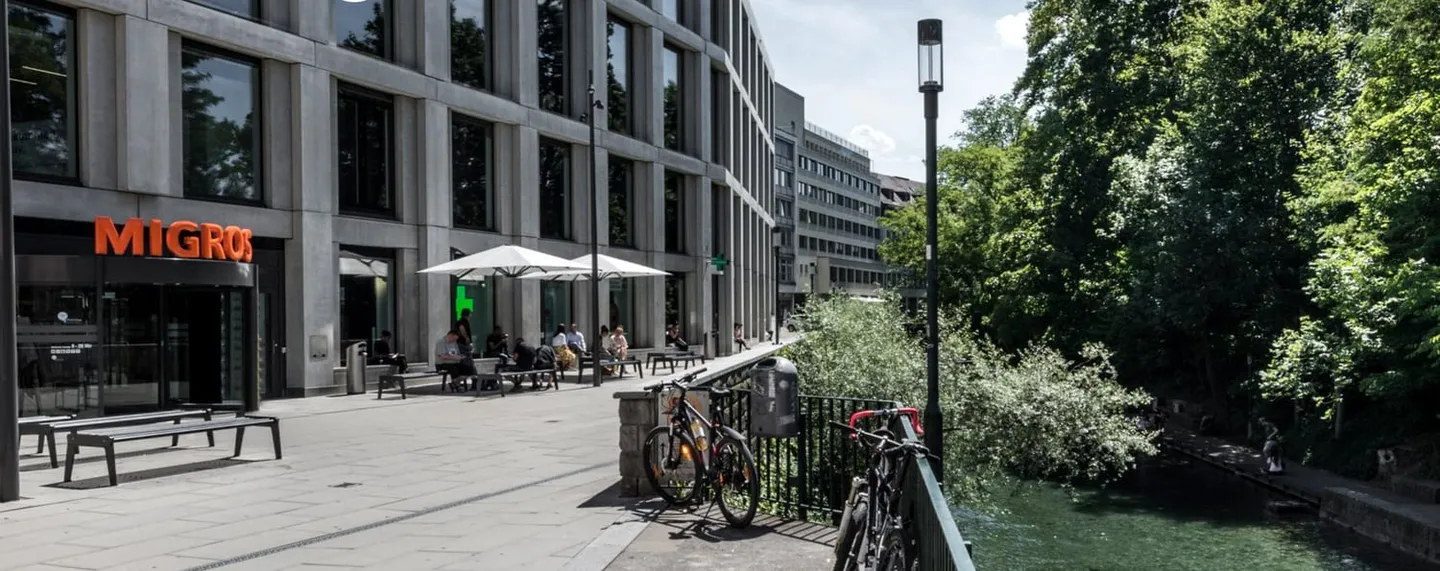 Spacious commercial space on Löwenstrasse - Central and barrier-free - Photo 1 of 9