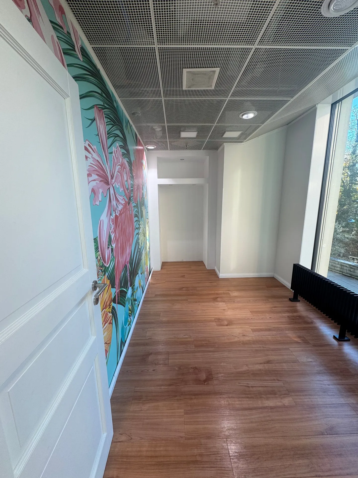 Spacious commercial space on Löwenstrasse - Central and barrier-free - Photo 6 of 9