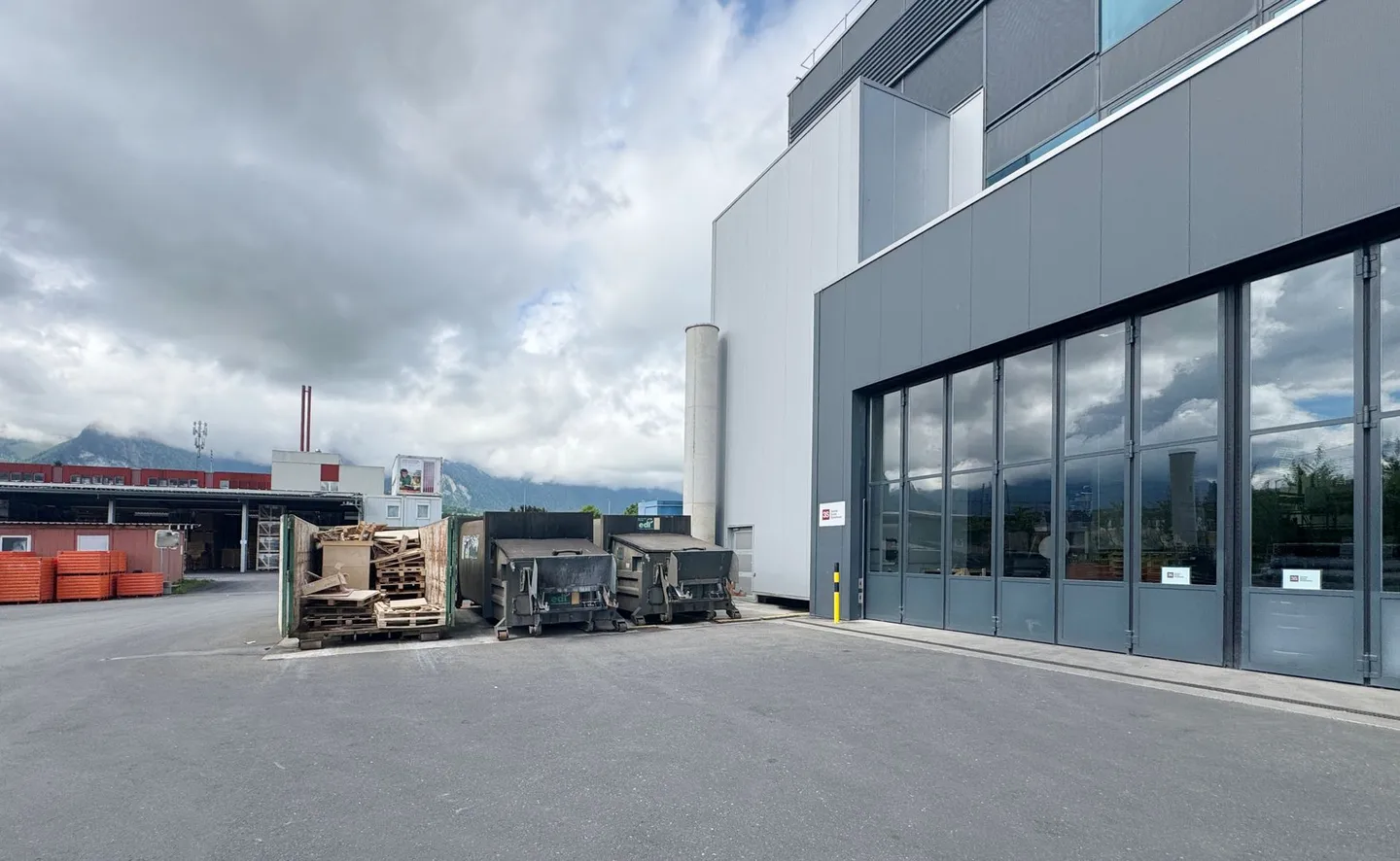 Geräumige Gewerbefläche in Thun - Foto 5 von 7