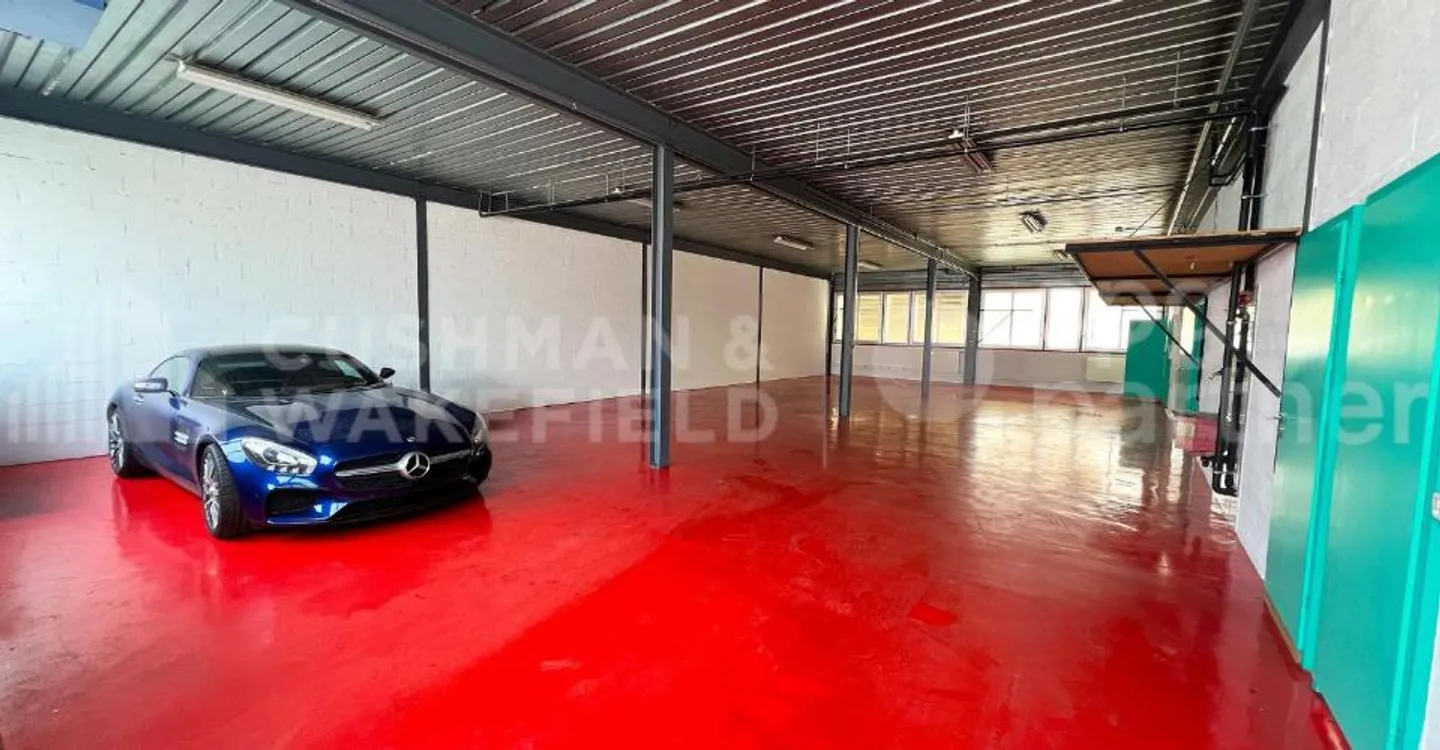 Workshop, showroom and offices - 940 m² | SATIGNY–ZIMEYSA - Photo 11 of 13