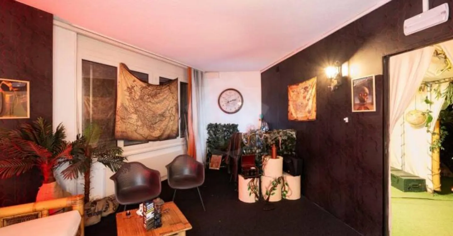 Showroom et bureaux uniques - Photo 4 sur 6