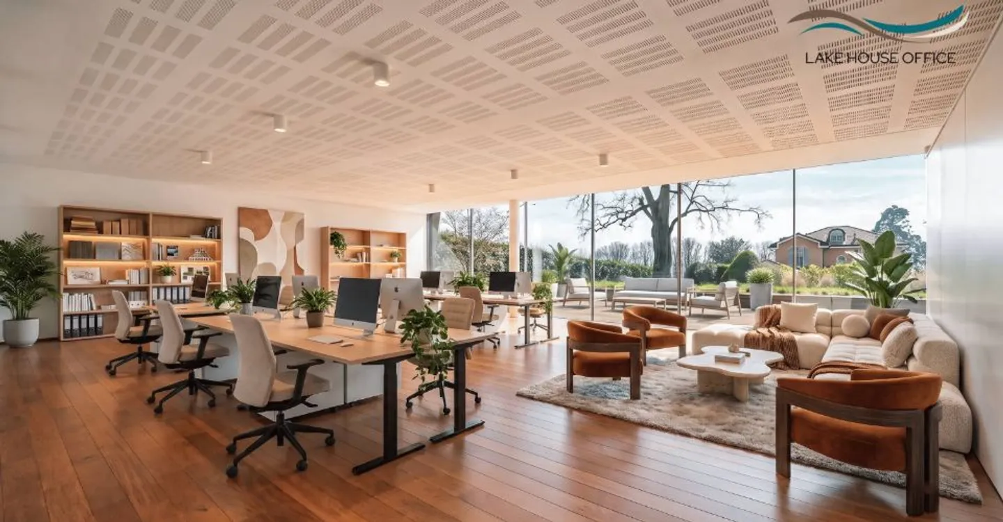EXCLUSIVE - LAKE House OFFICE: Prestigious Building - Photo 6 of 13