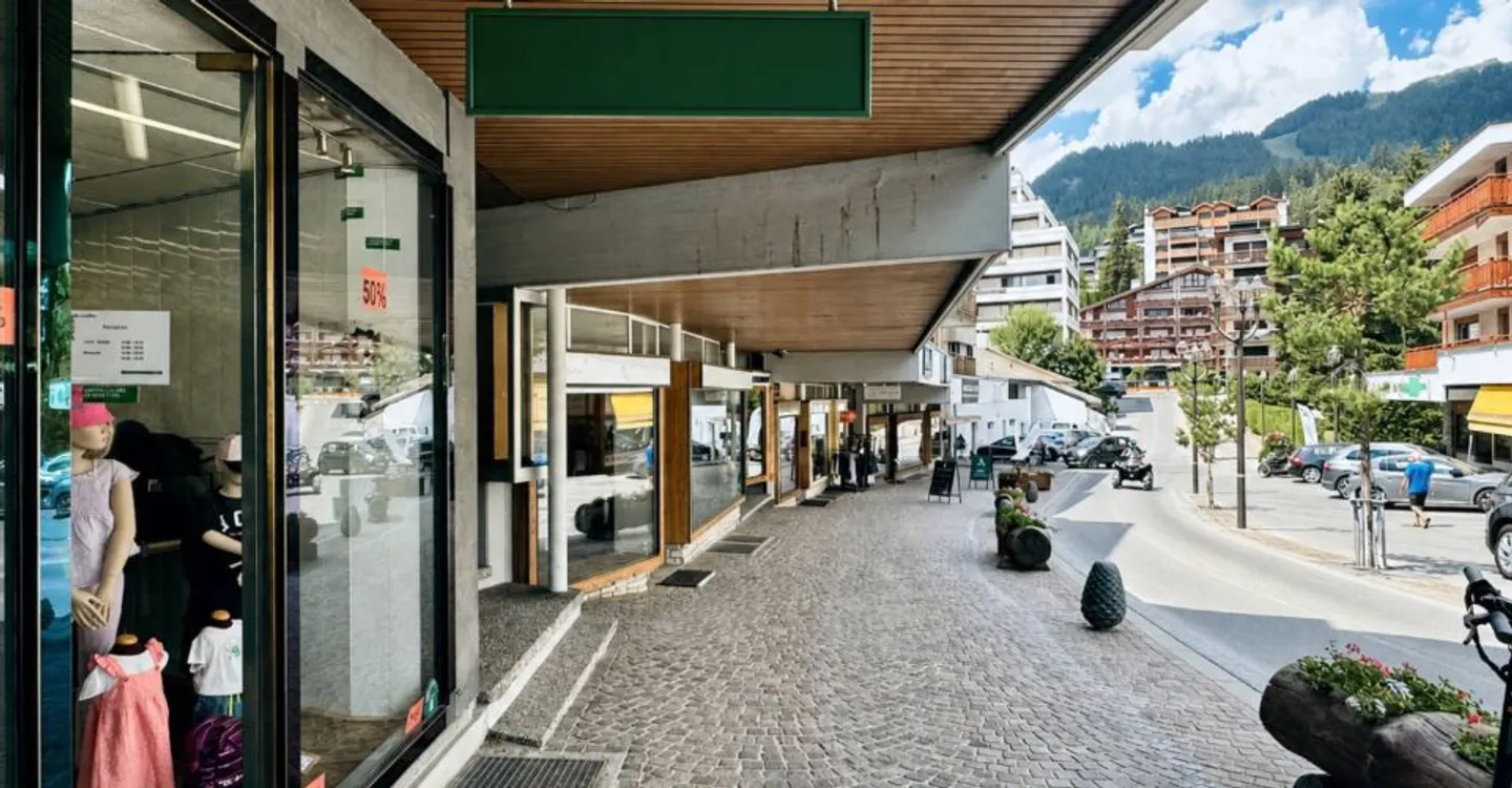 Espace Commercial Exclusif à Crans-Montana - Photo 1 sur 5