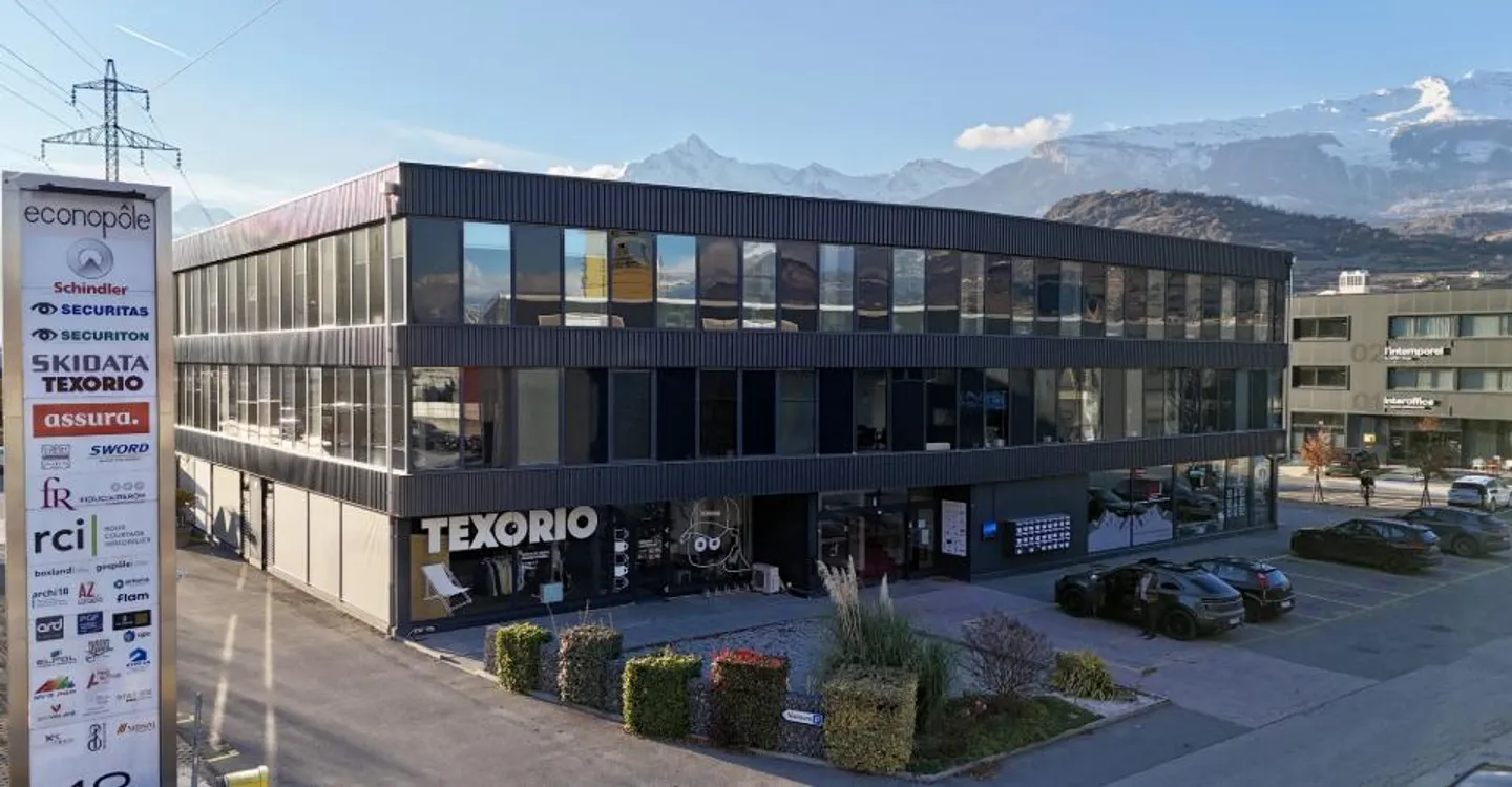 In affitto - Spazio ufficio moderno di 70,8 m² a Sion - Foto 1 di 2