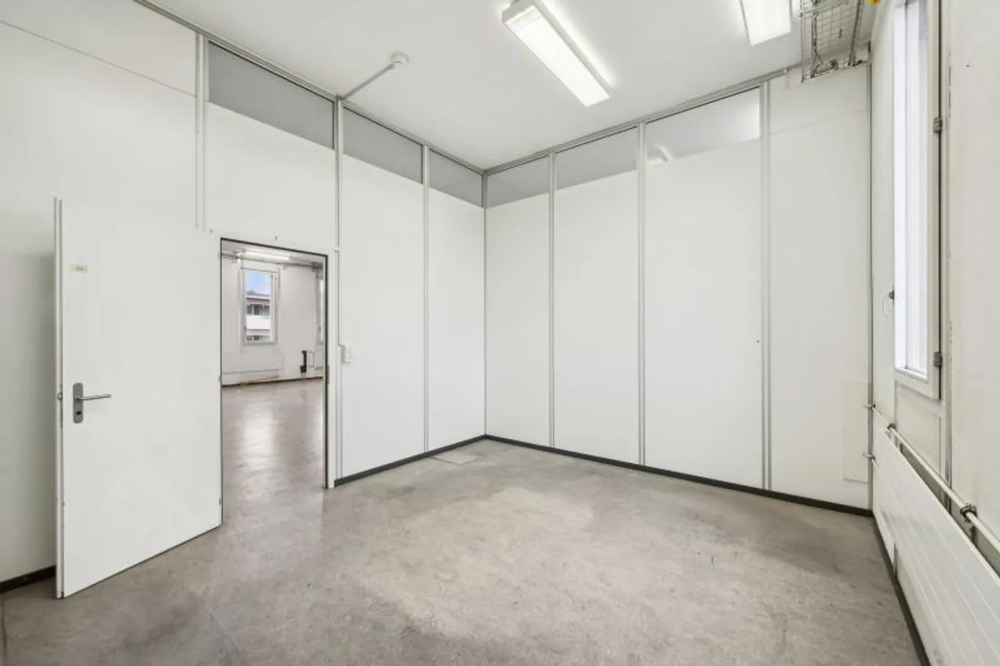Swisscom Arlesheim - Photo 13 of 13