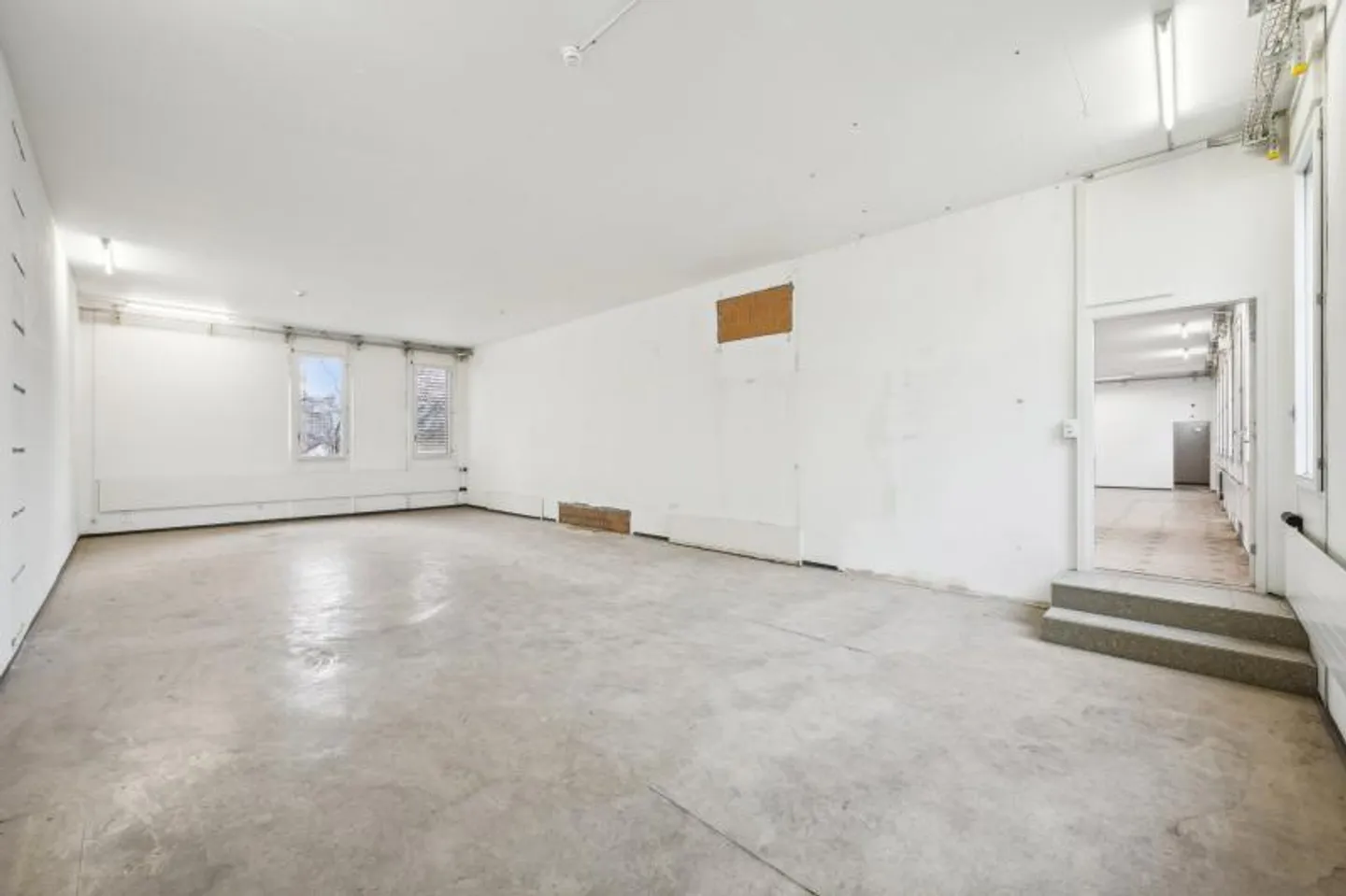Swisscom Arlesheim - Photo 11 of 13
