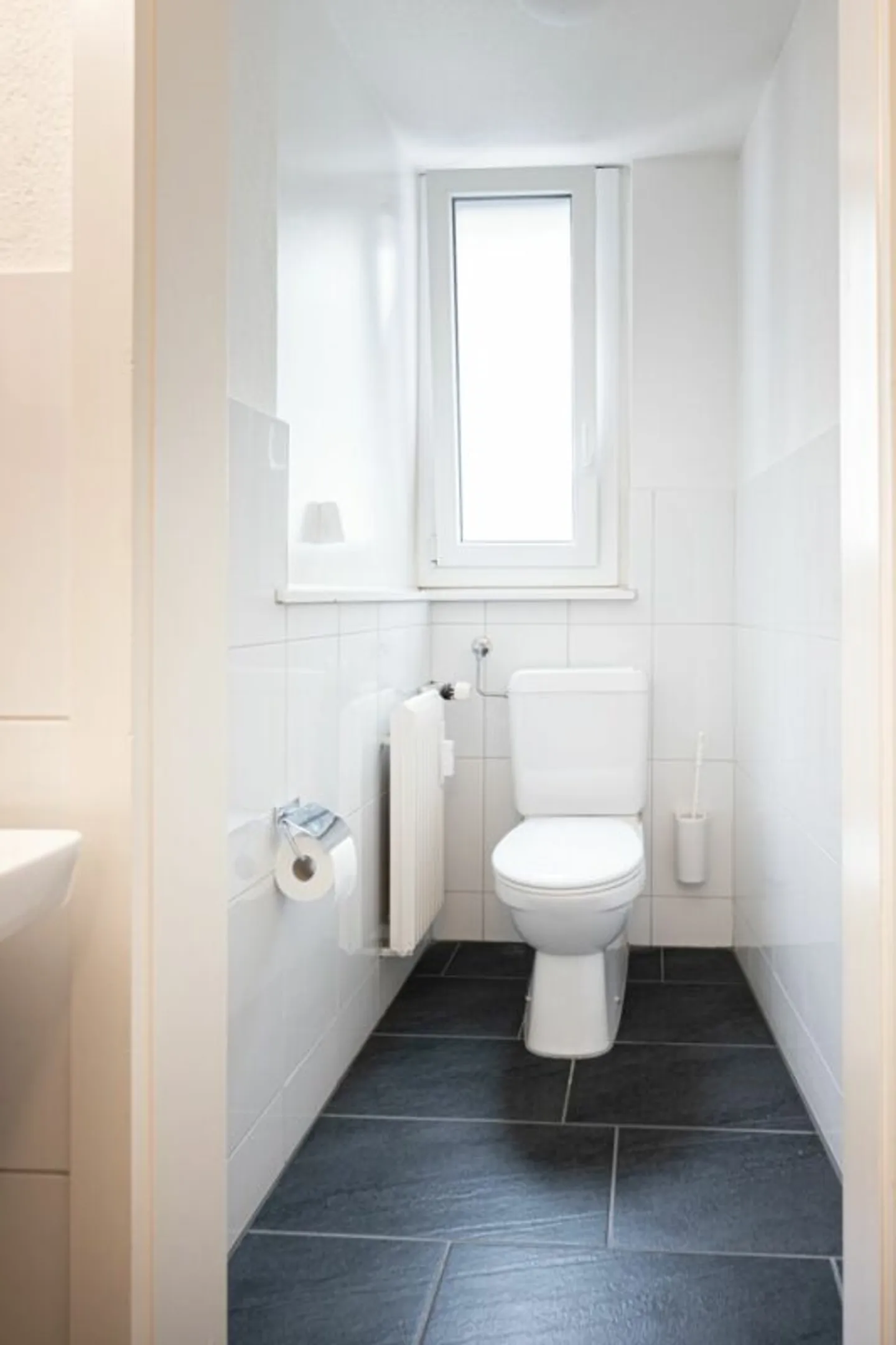 Bright and versatile office and practice rooms in the best old town location - Photo 5 of 5