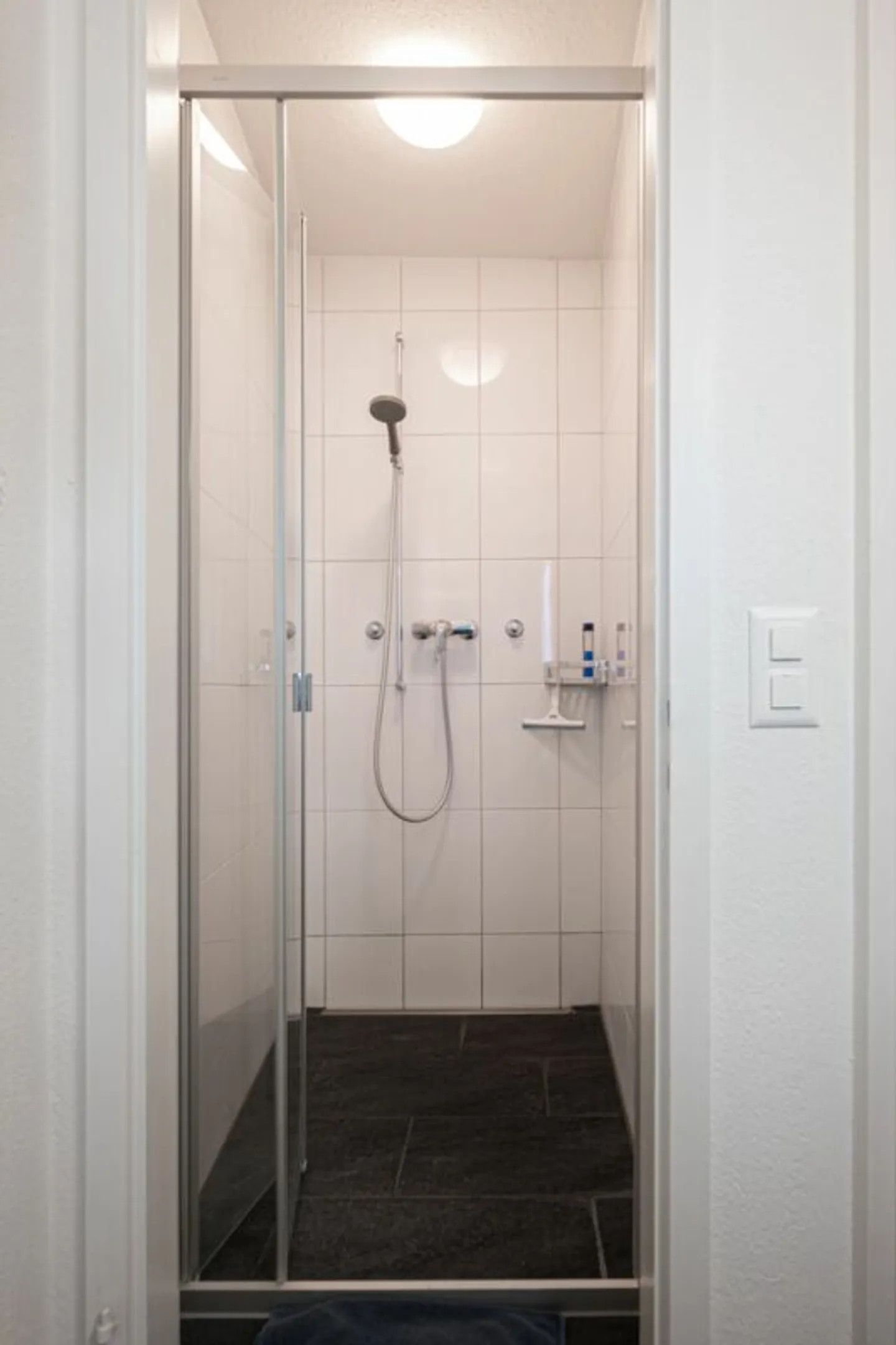 Bright and versatile office and practice rooms in the best old town location - Photo 4 of 5