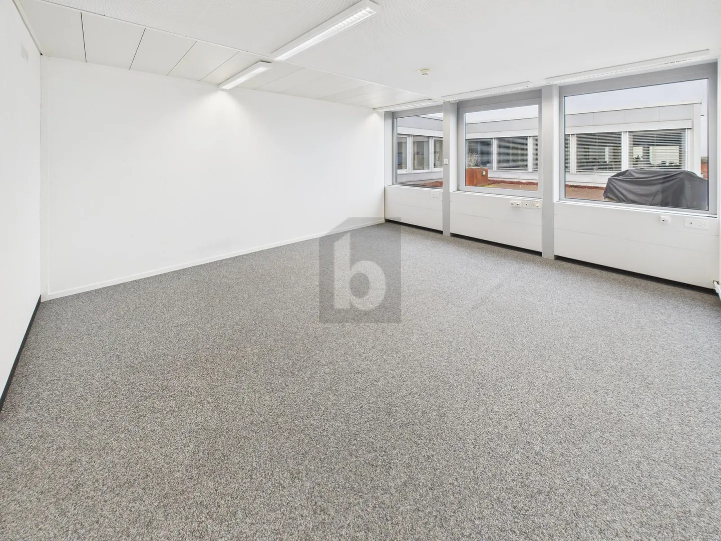 Praktischer Büroraum in zentraler Lage - Foto 2 von 5