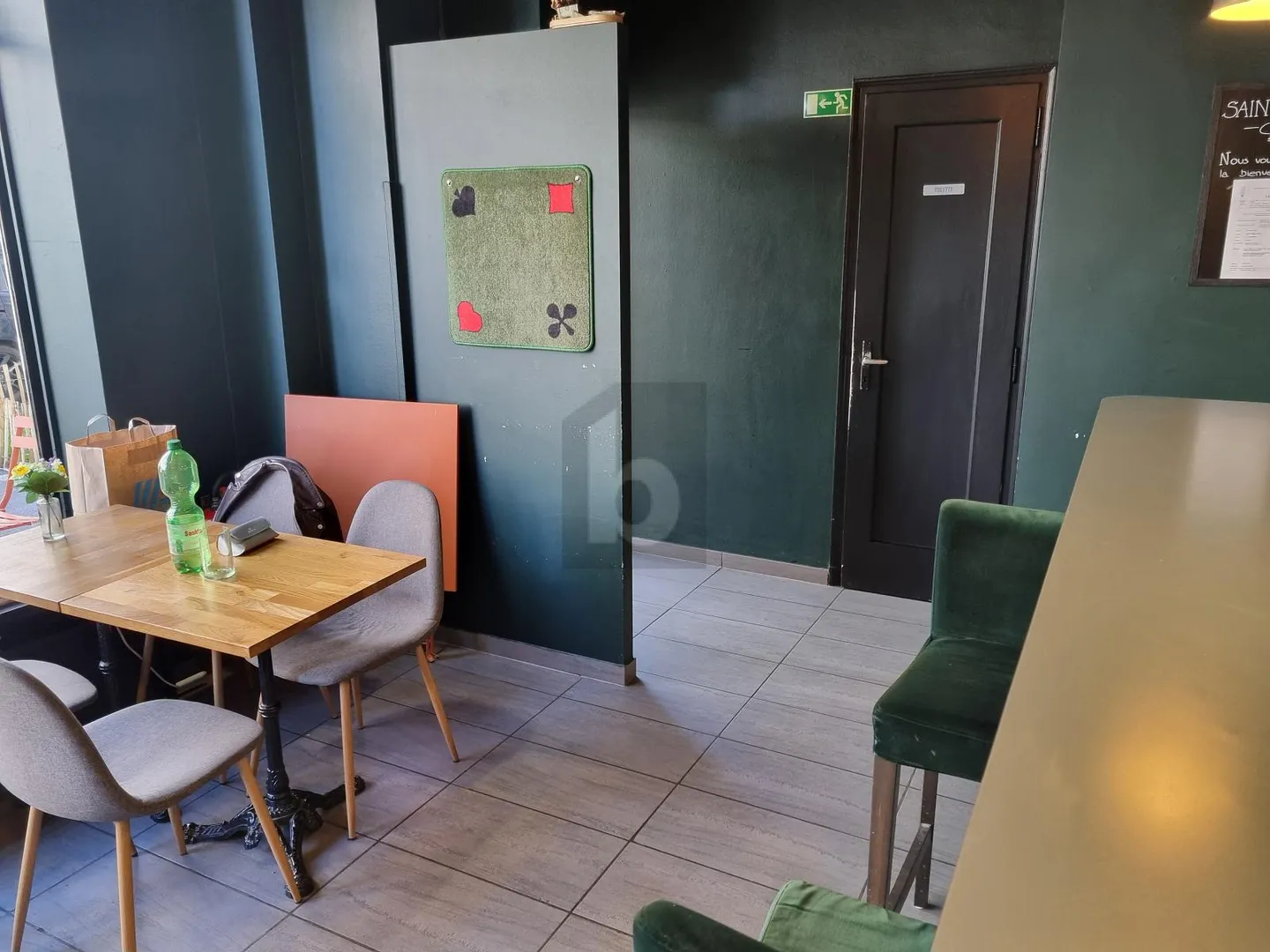 CAFE BAR IN ST-ROCH DISTRICT! - Photo 3 of 6