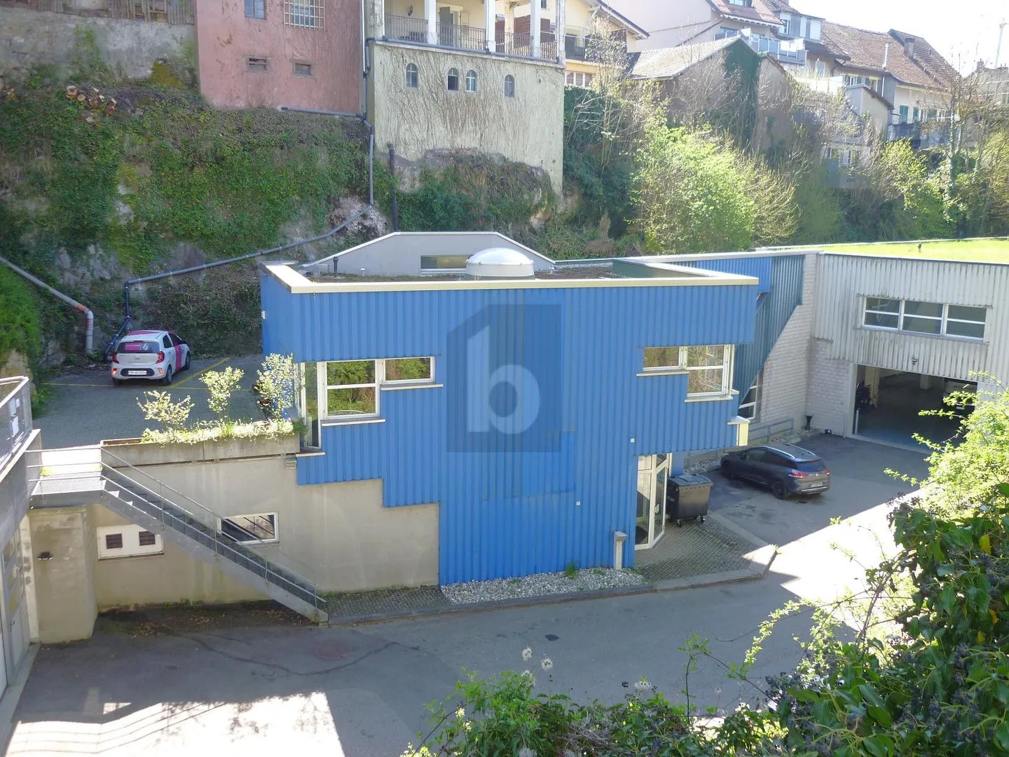 Independent Office Space in La Sarraz - Photo 1 of 6