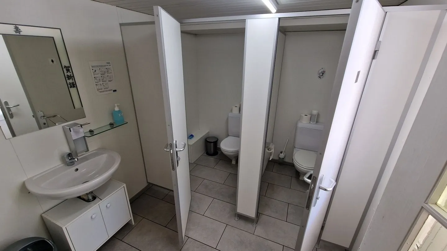 Commercial premises of 256 m² on the ground floor - Photo 11 of 13