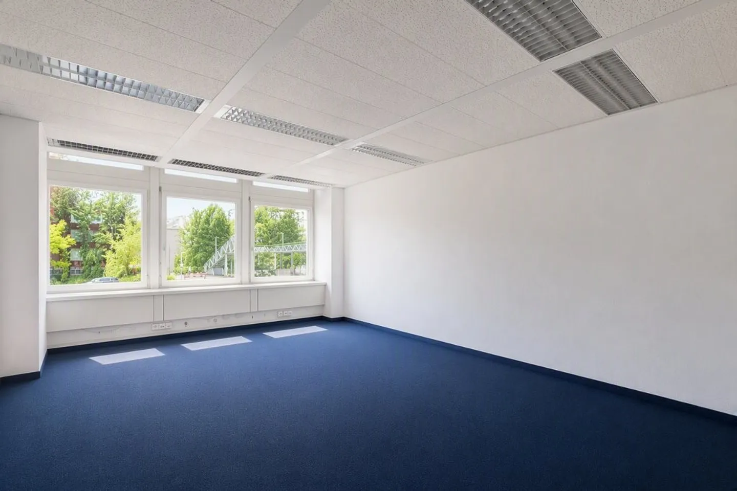 Temporary rental until the end of 2028 - Photo 3 of 7
